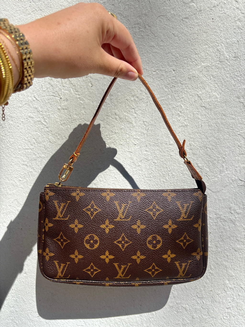 Louis Vuitton Monogram Pochette