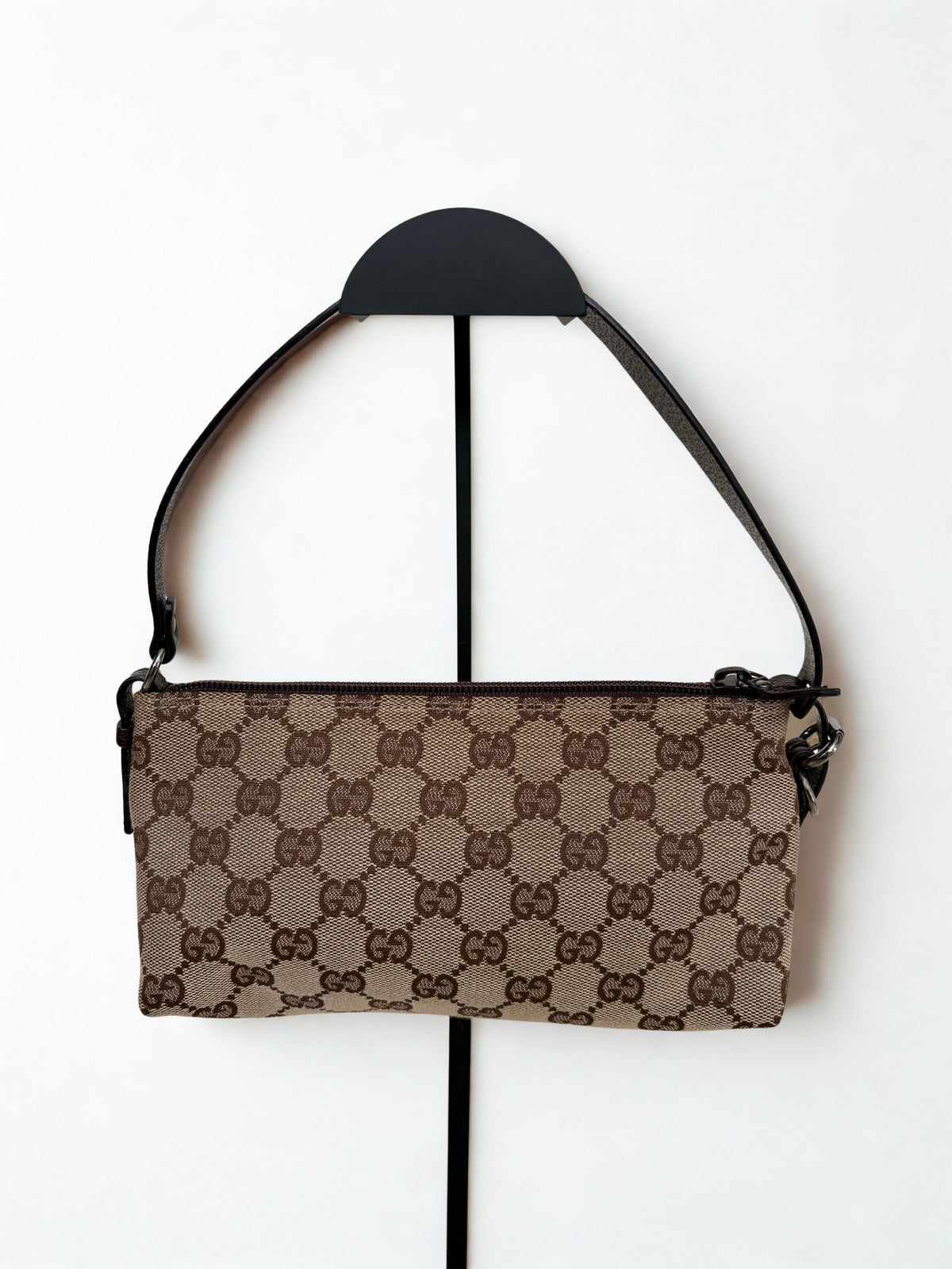 Gucci GG Monogram Canvas - Vooraanzicht - Trésor de Lou