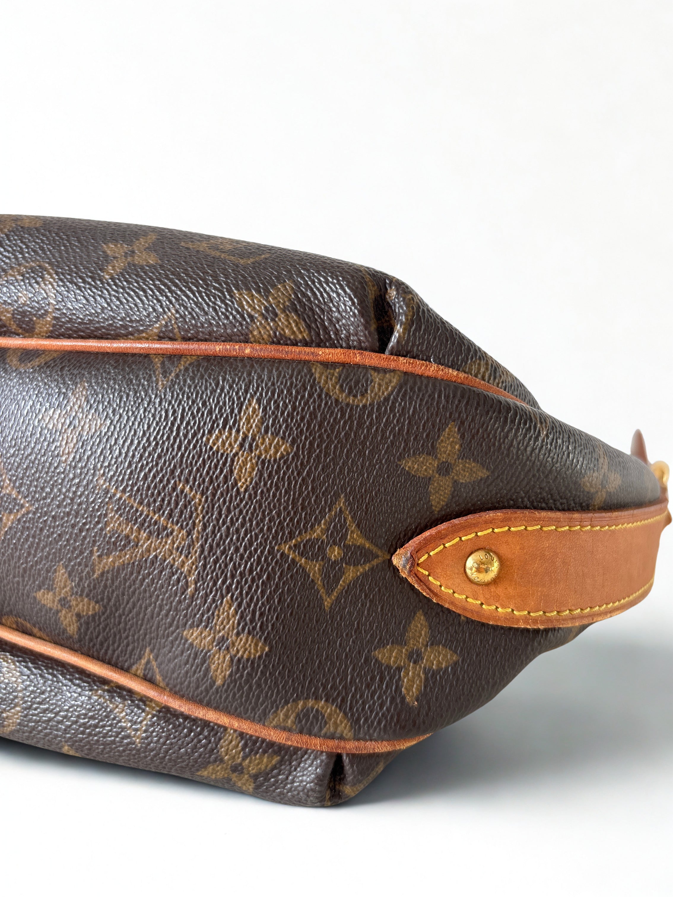 Louis Vuitton Tulum GM