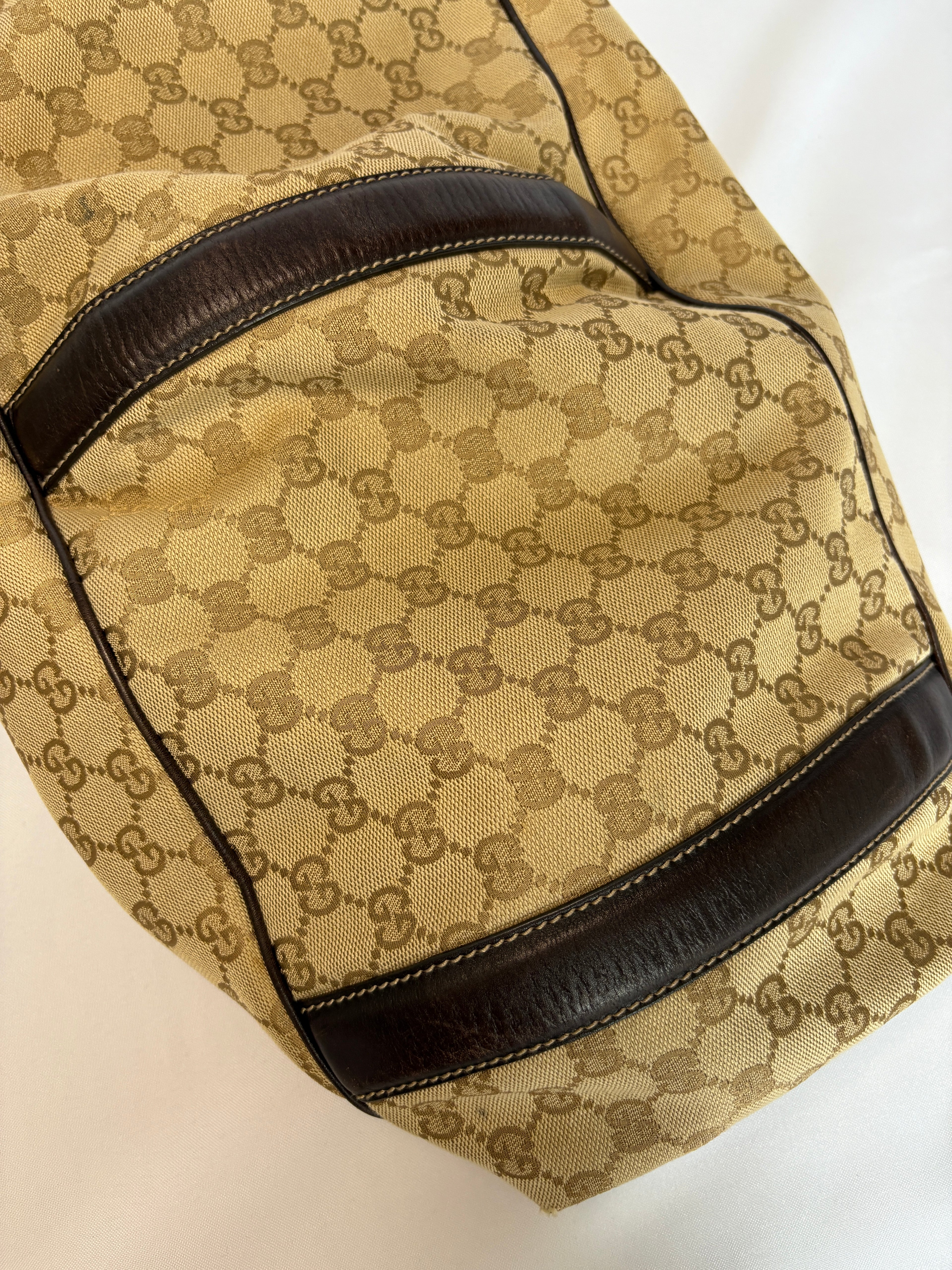 Gucci GG Monogram Sukey