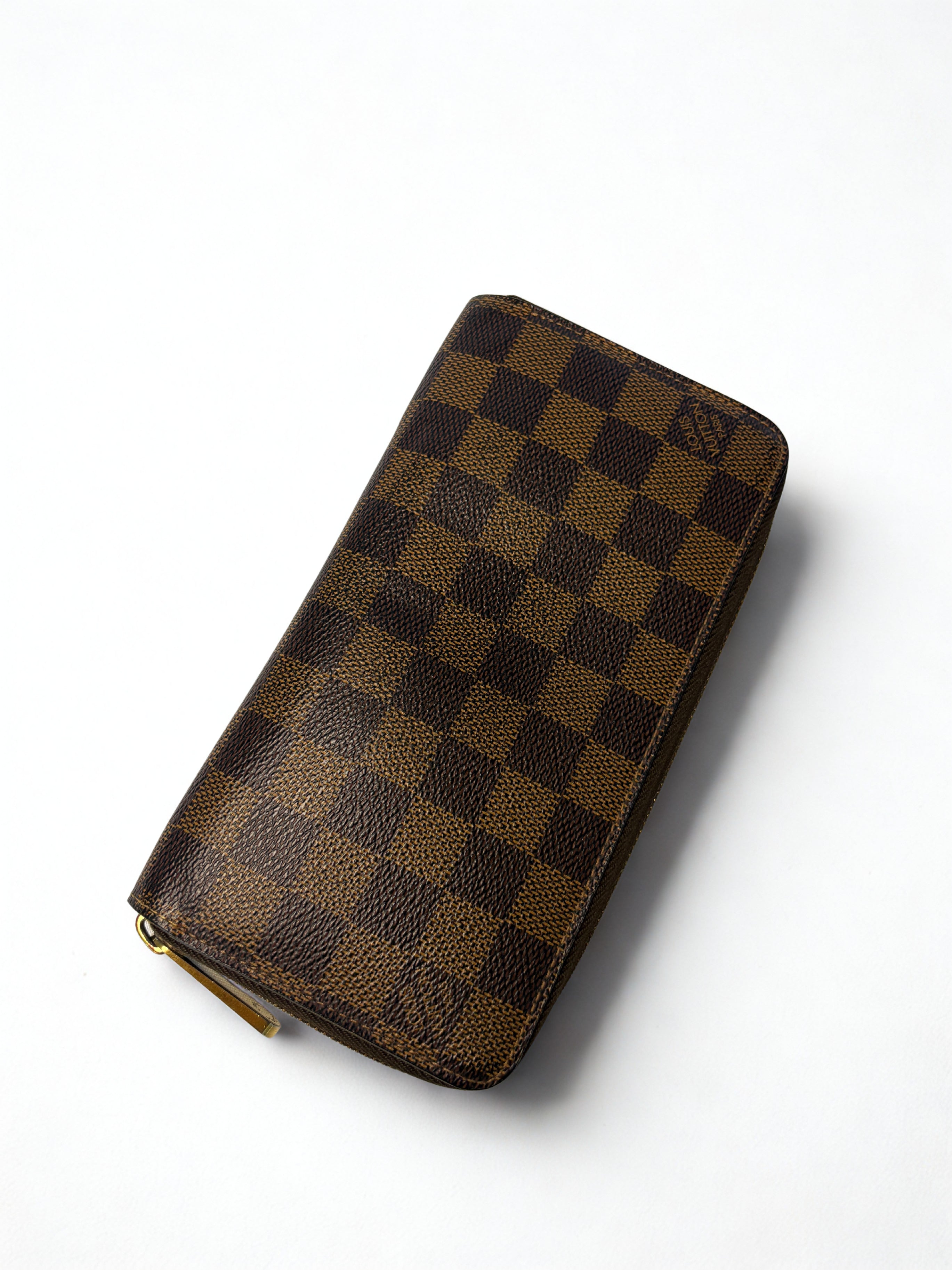 Louis Vuitton Damier Ebene Zippy Wallet