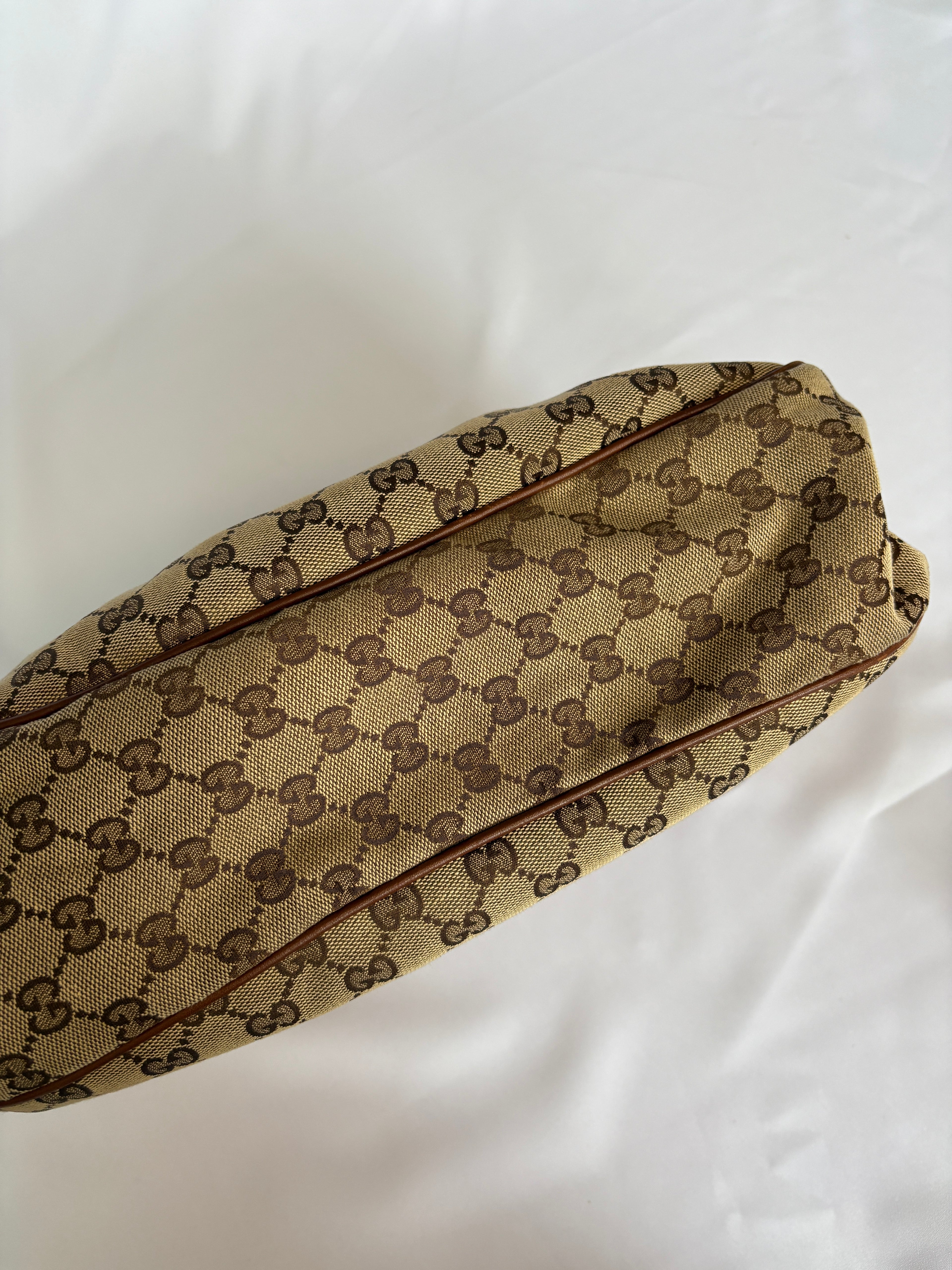 Gucci Sukey Canvas Hobo
