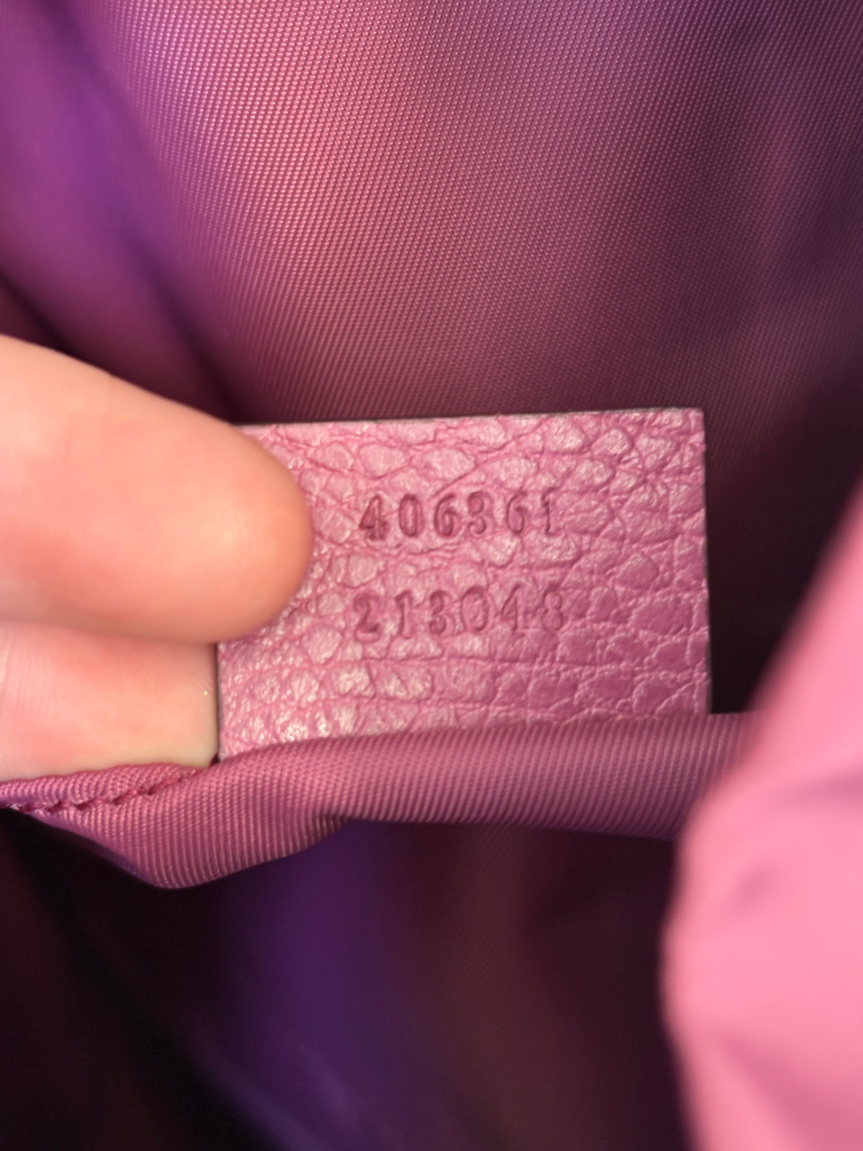 Gucci GG Monogram backpack serienummer