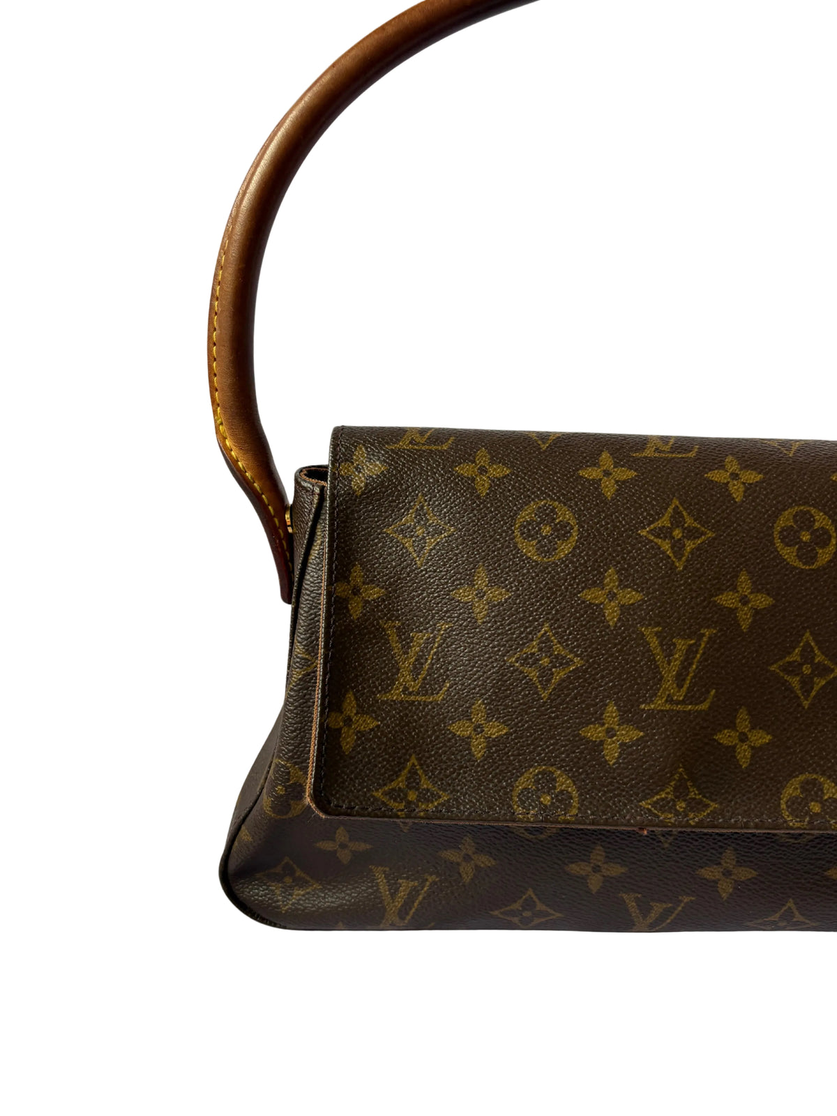 Pre-loved Louis Vuitton Monogram Looping PM, close up canvas 