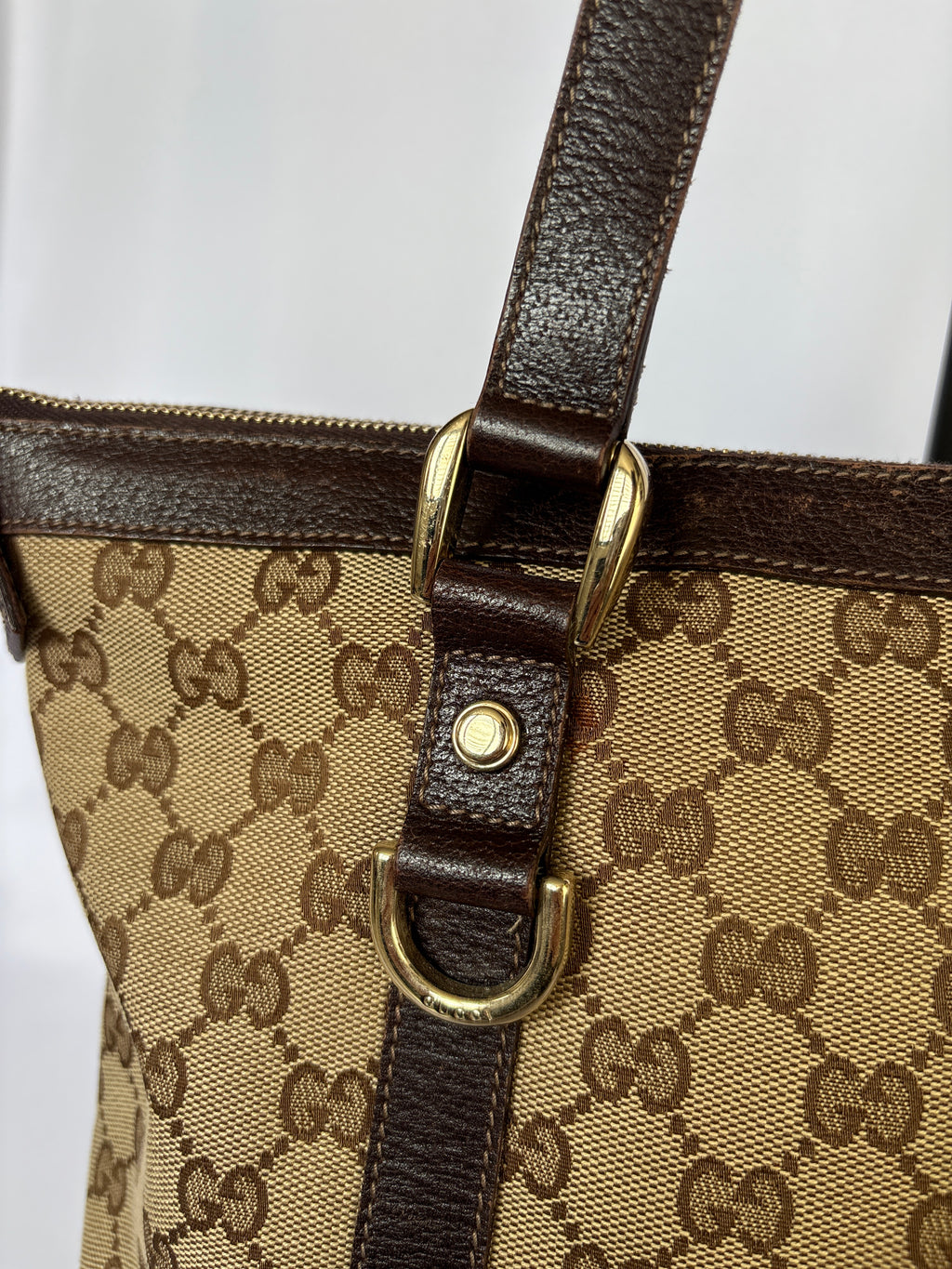 Gucci Abbey Monogram Tote beige GG canvas vintage gouden hardware