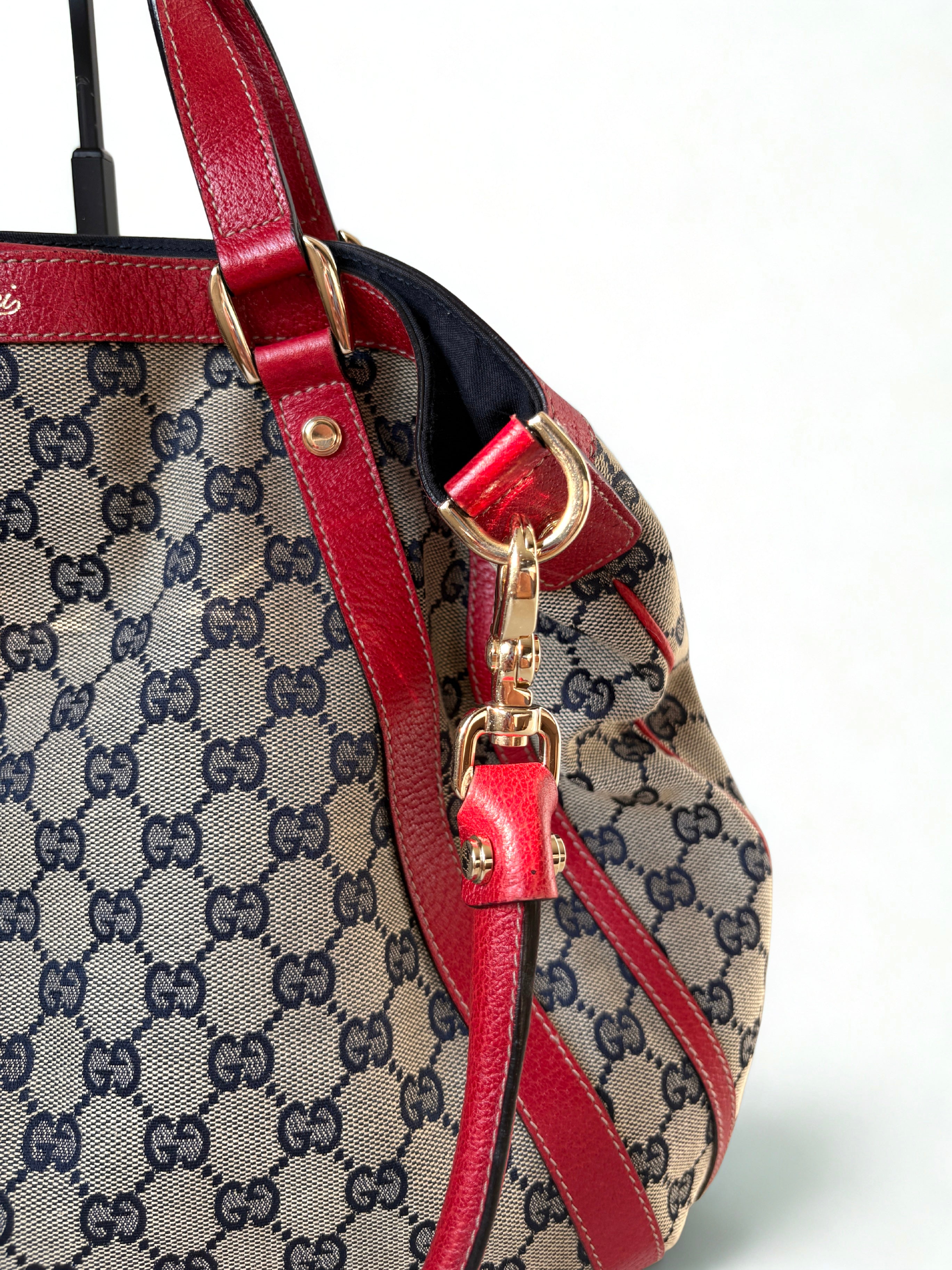 Gucci GG Canvas Convertible Abbey Hobo