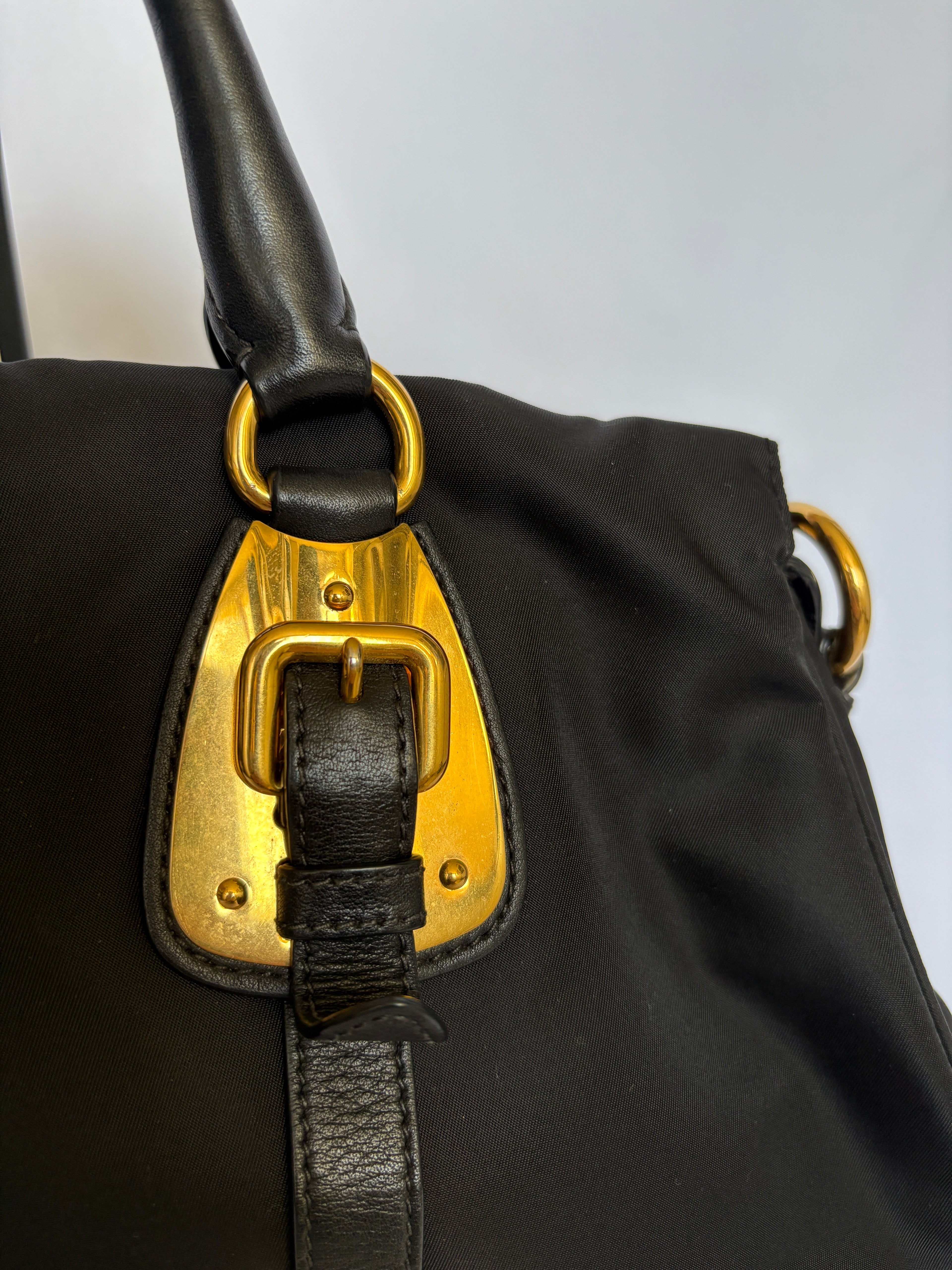 Prada Tessuto nylon handtas goud hardware