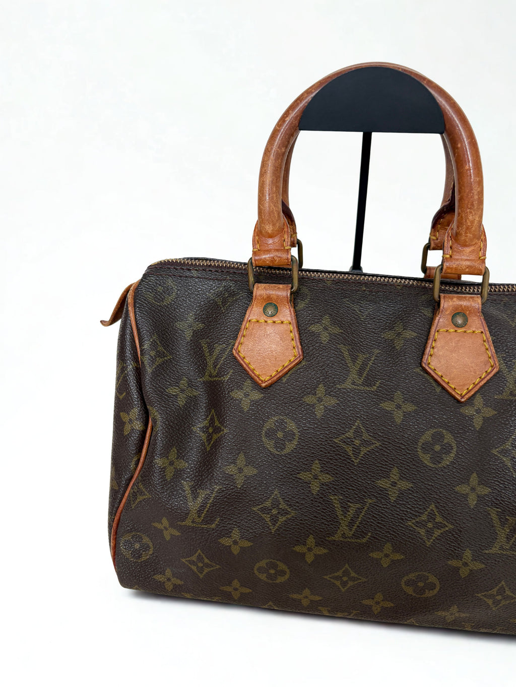 LV Monogram Speedy 25