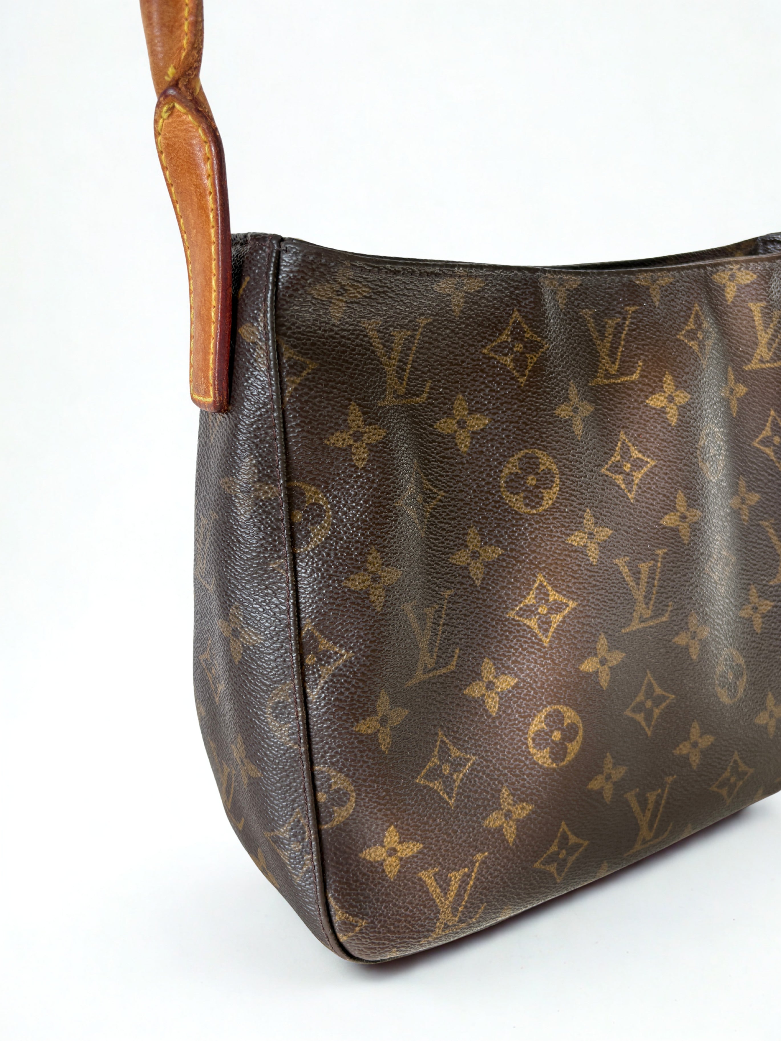 Louis Vuitton Looping MM