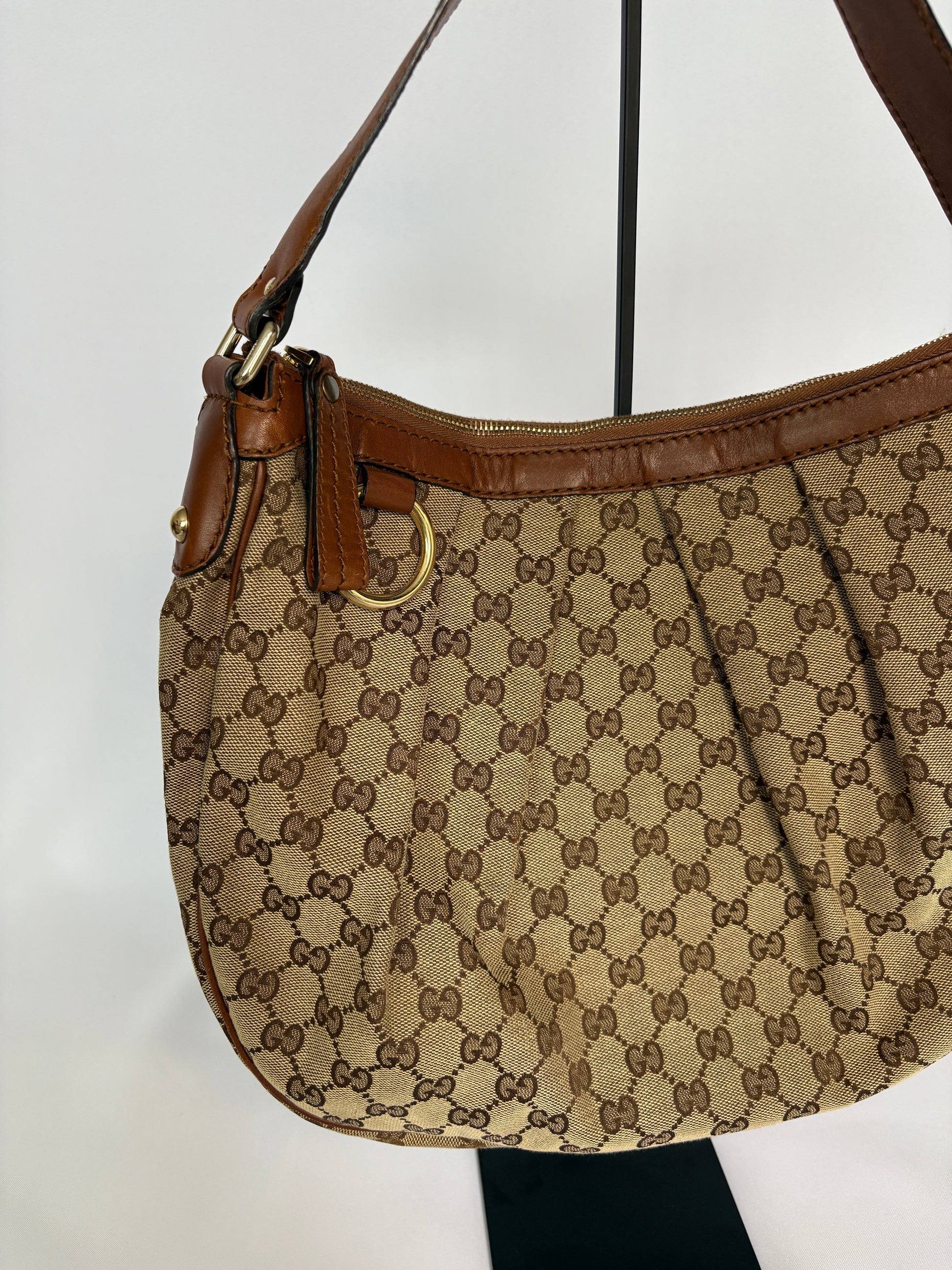 Gucci Sukey Canvas Hobo