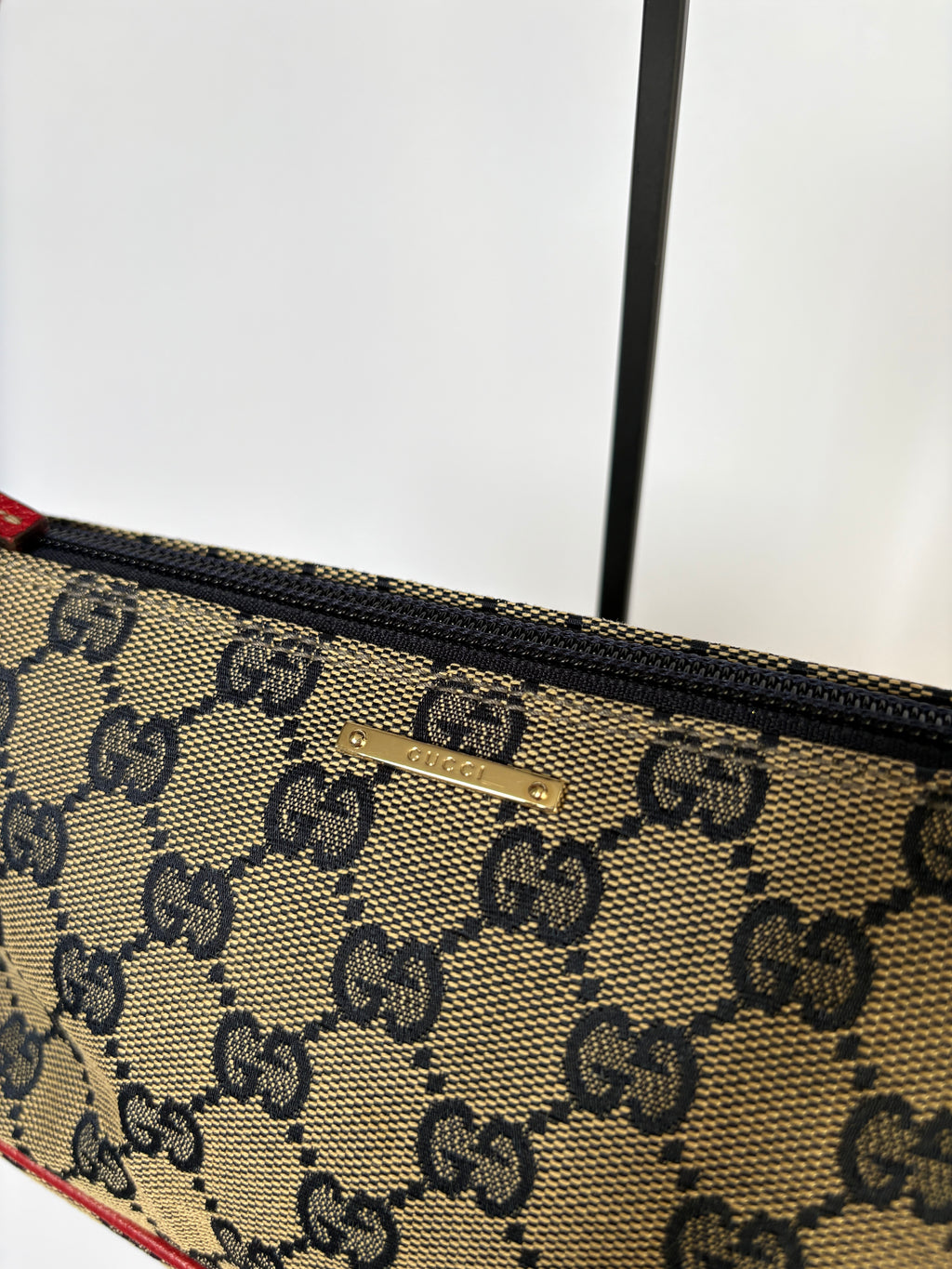 Gucci Pochette Boat Bag navy blauw rood GG canvas gouden hardware