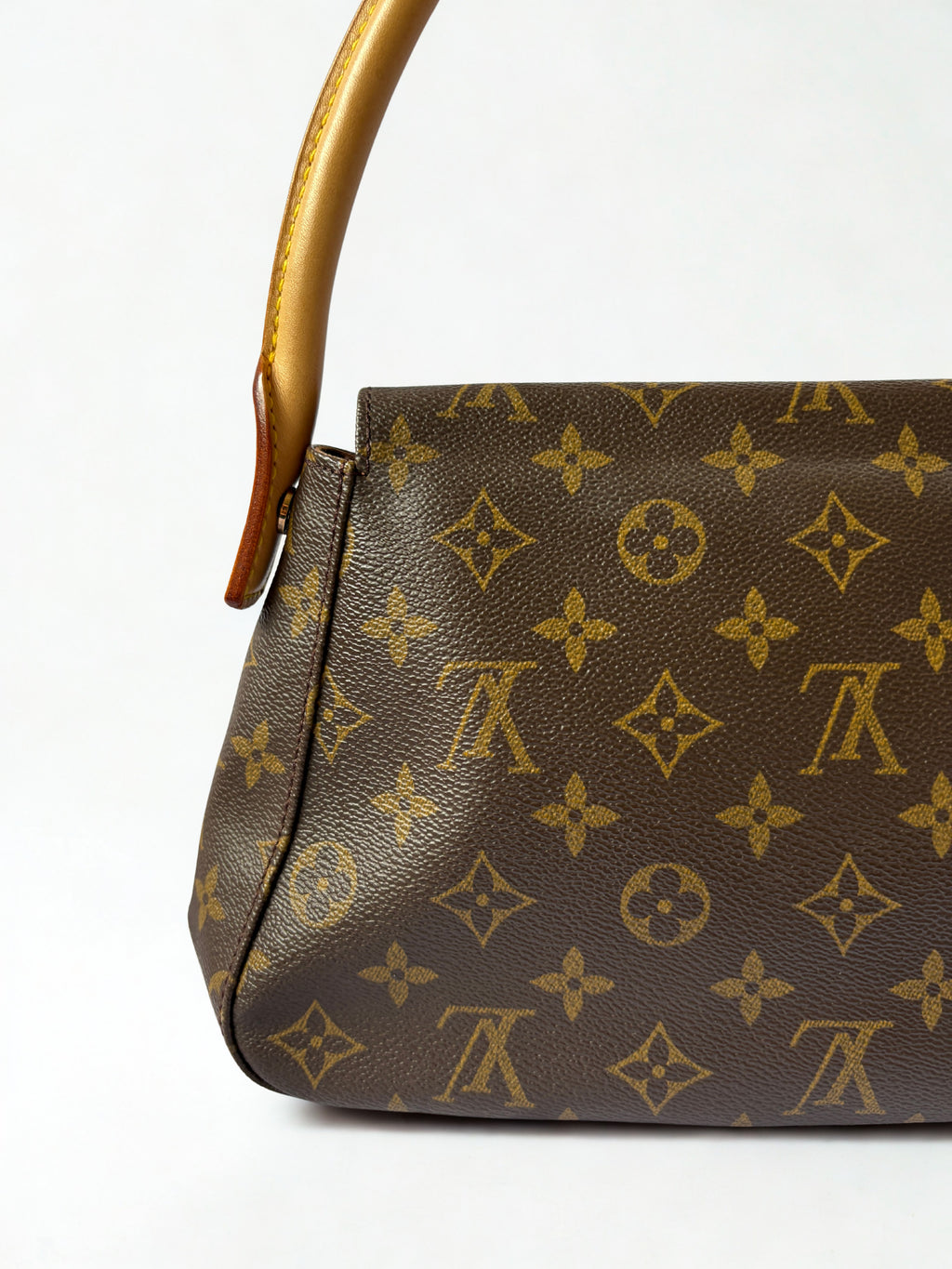 Louis Vuitton Monogram Looping PM