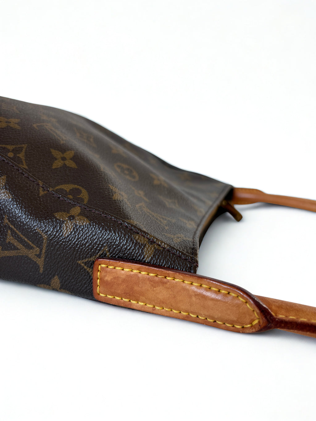 Louis Vuitton Looping MM