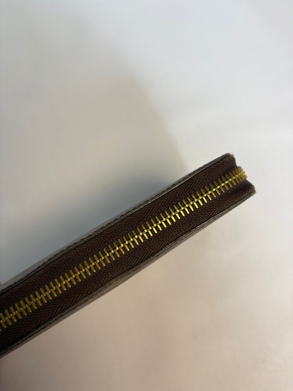 Louis Vuitton Zippy Wallet