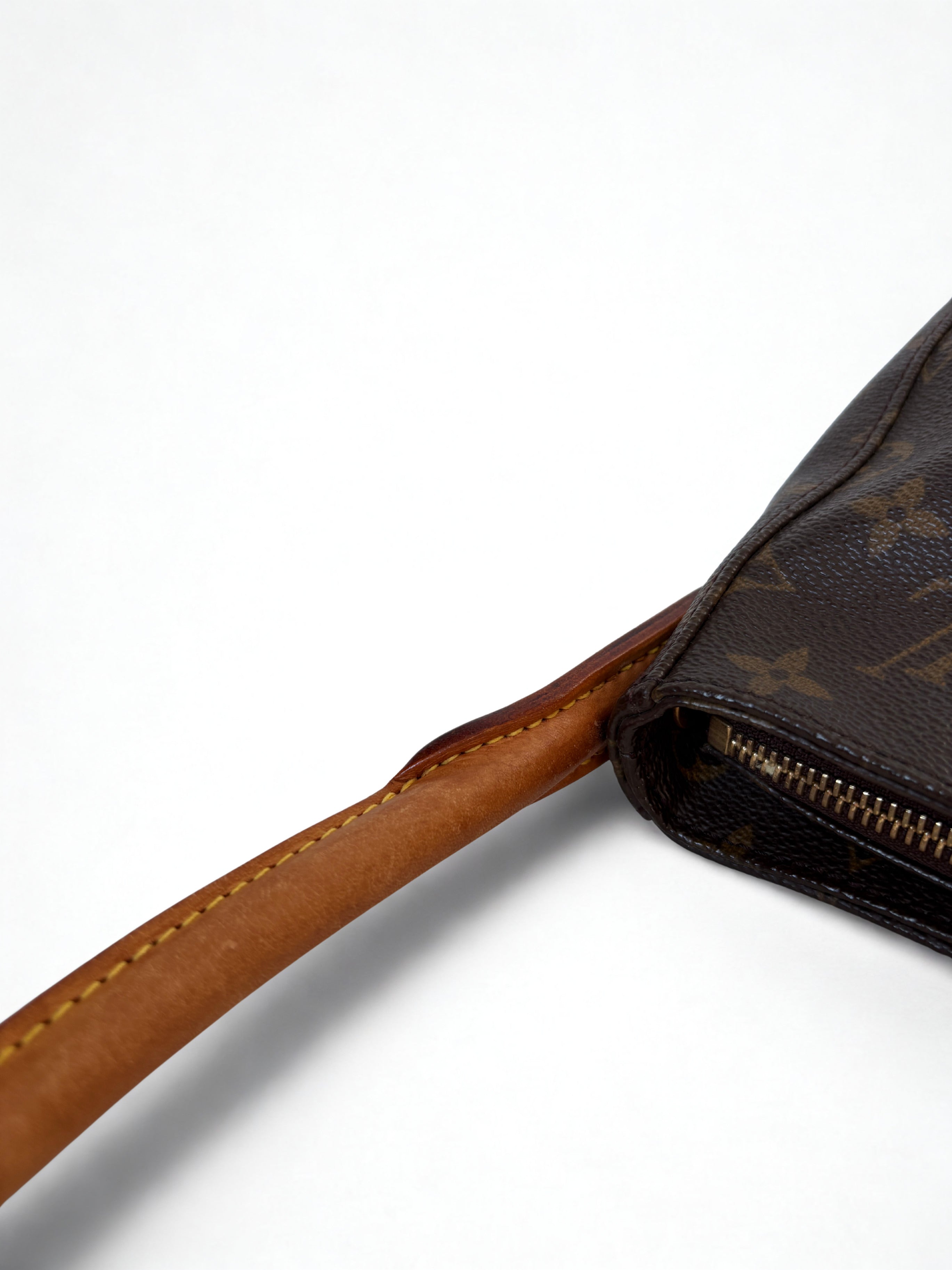 Louis Vuitton Looping MM