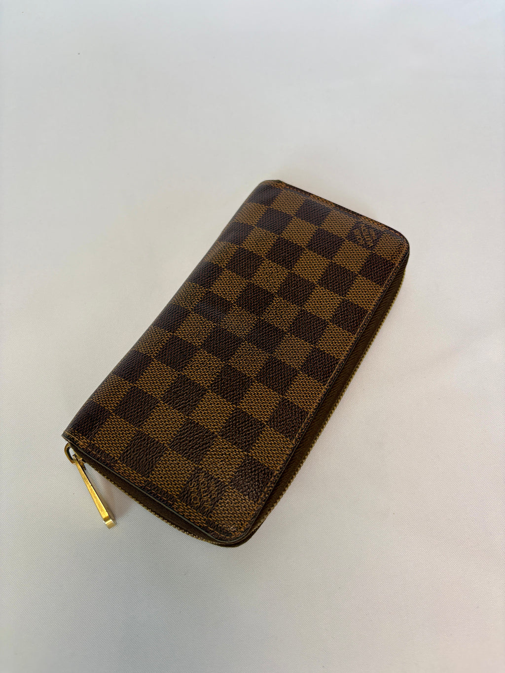 Louis Vuitton Zippy Wallet