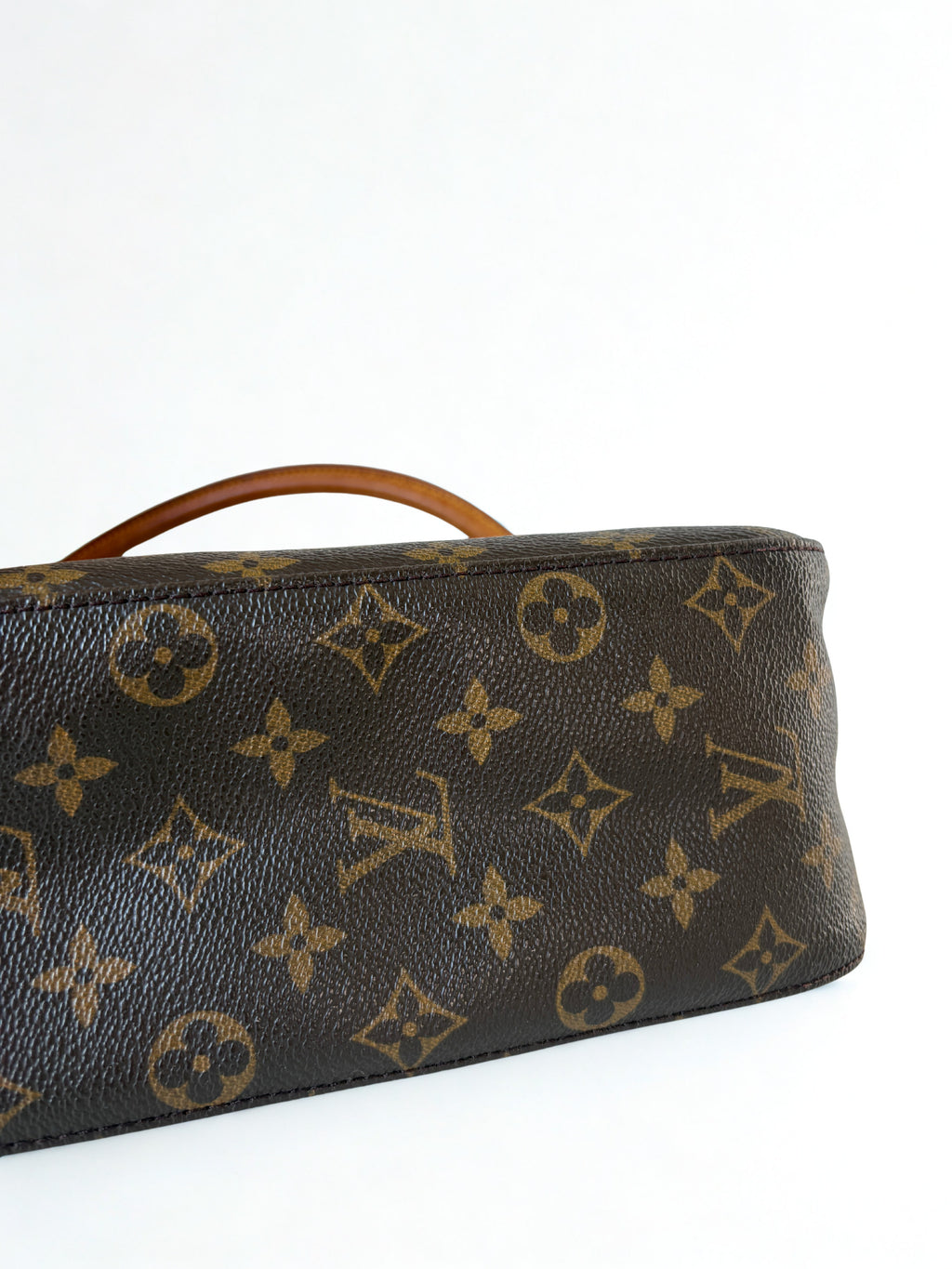 Louis Vuitton Looping MM