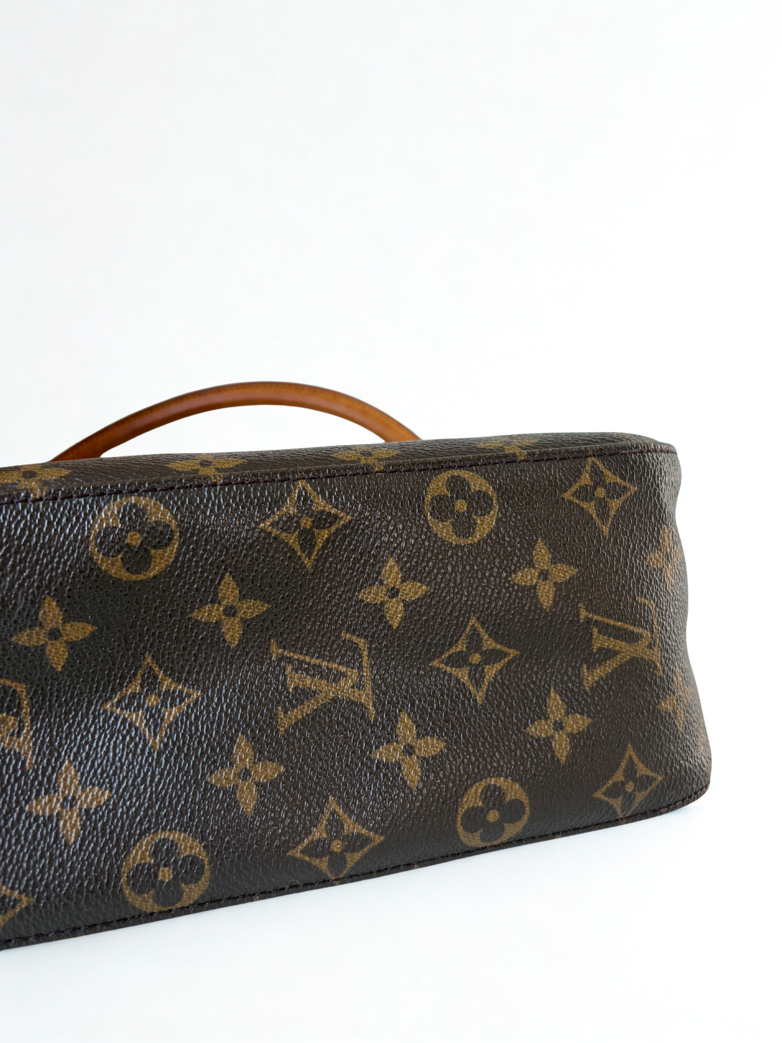 Louis Vuitton Looping MM