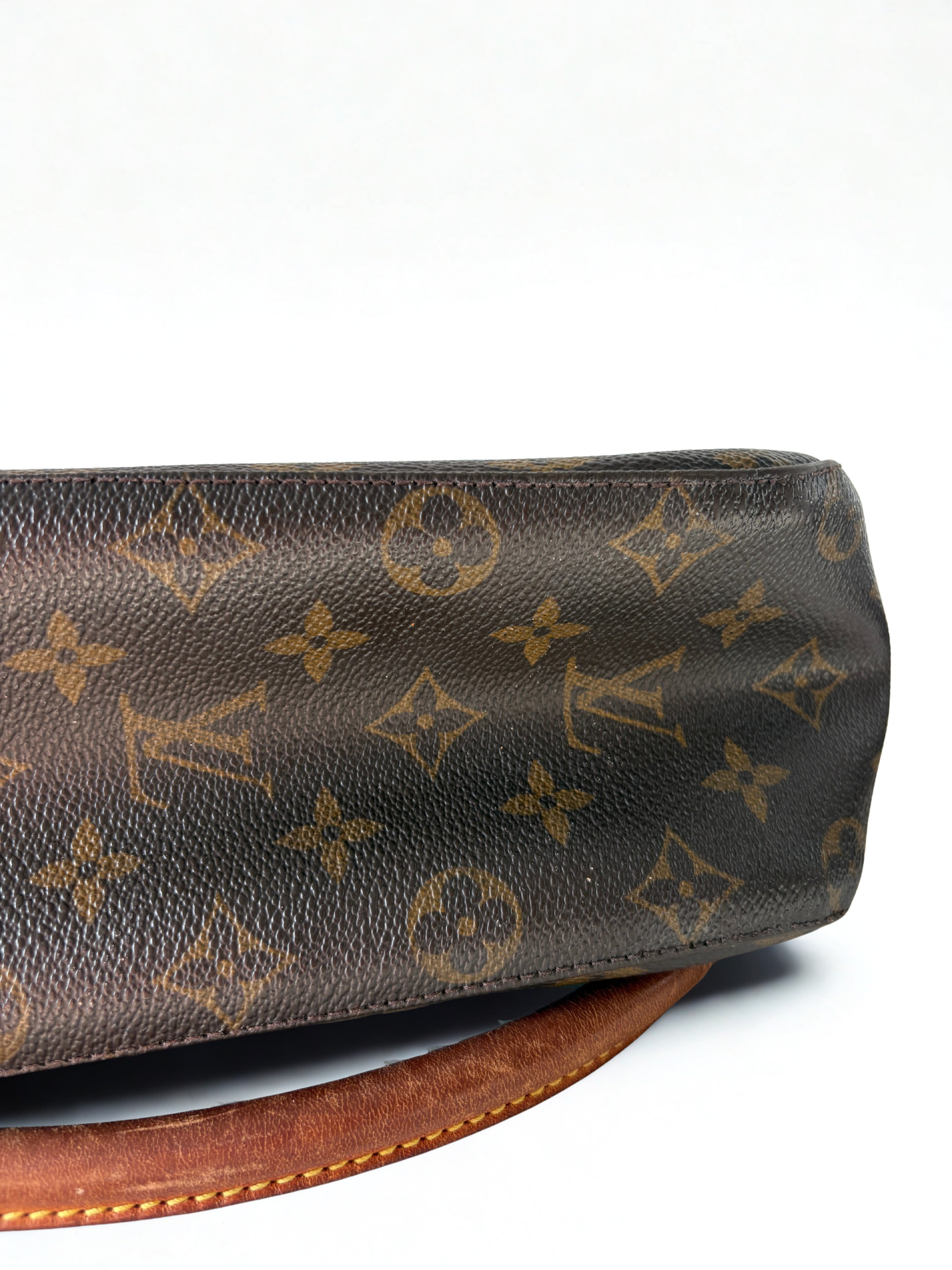 Louis Vuitton Looping MM