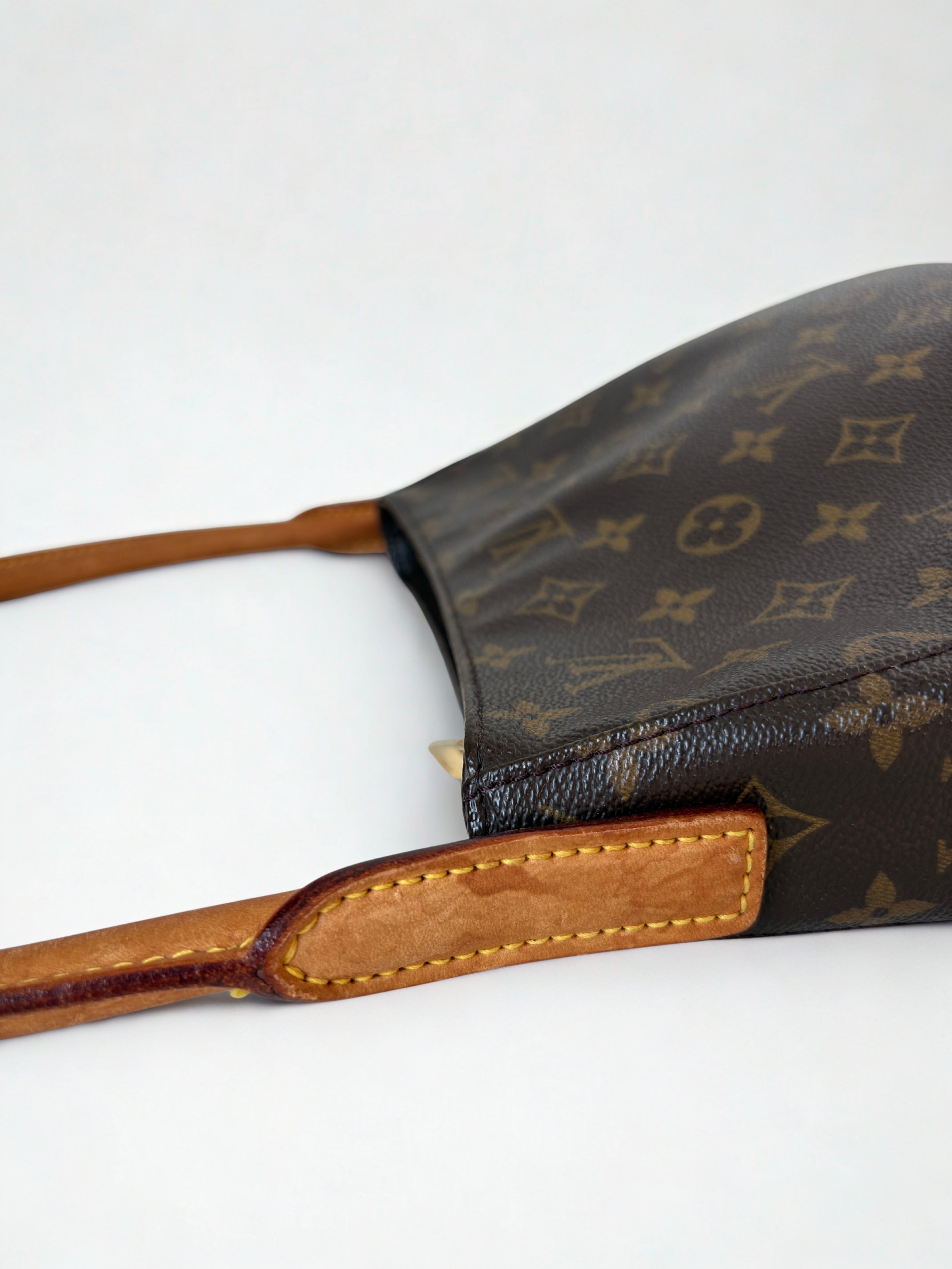 Louis Vuitton Looping MM