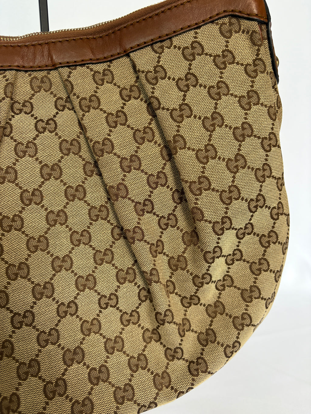 Gucci Sukey Canvas Hobo