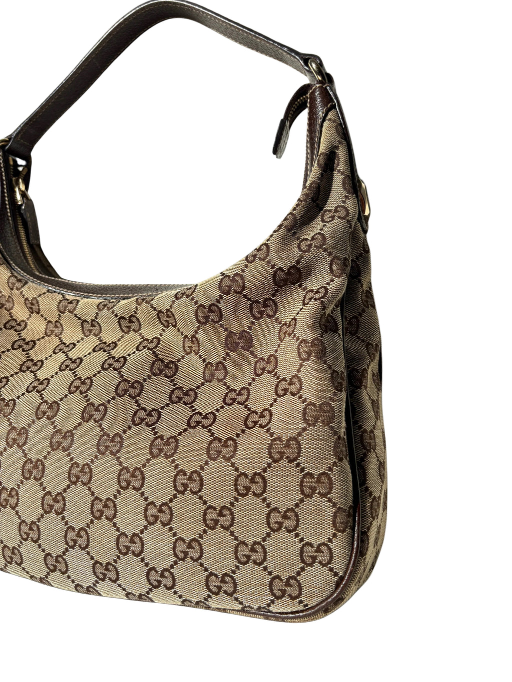 Pre-loved Gucci GG Monogram Canvas Charmy Hobo, zijaanzicht