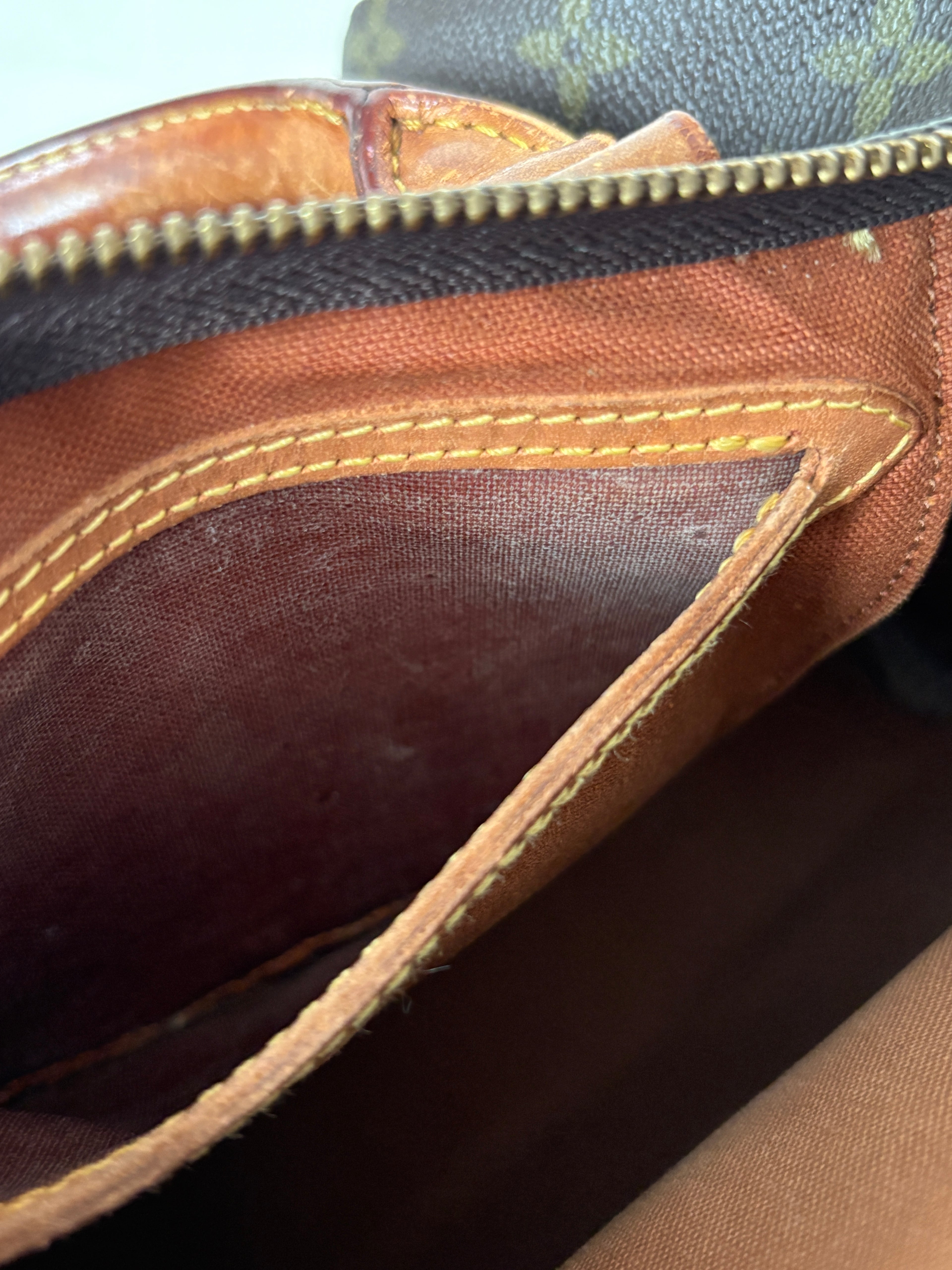 LV Monogram Speedy 25