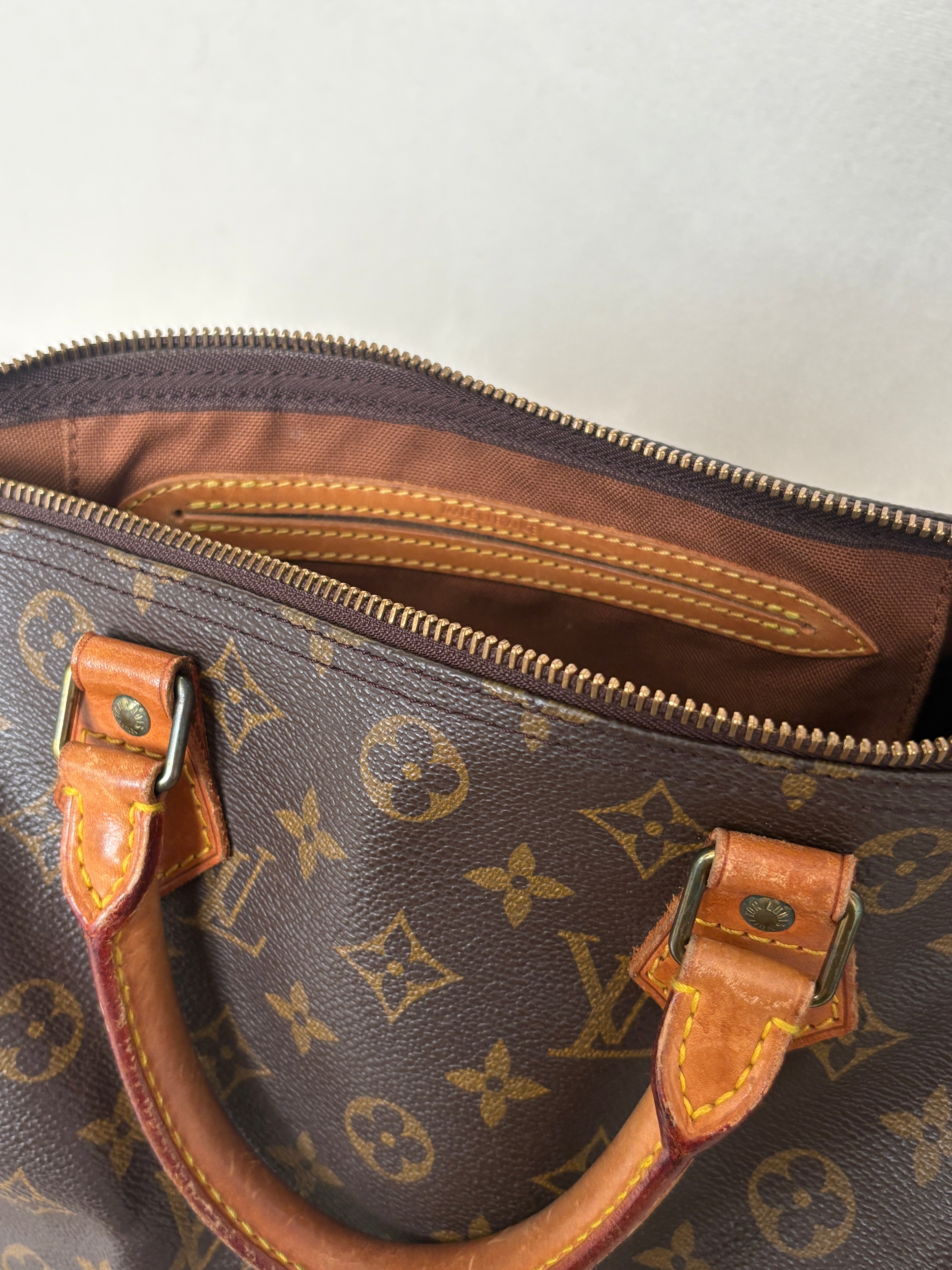 LV Monogram Speedy 30