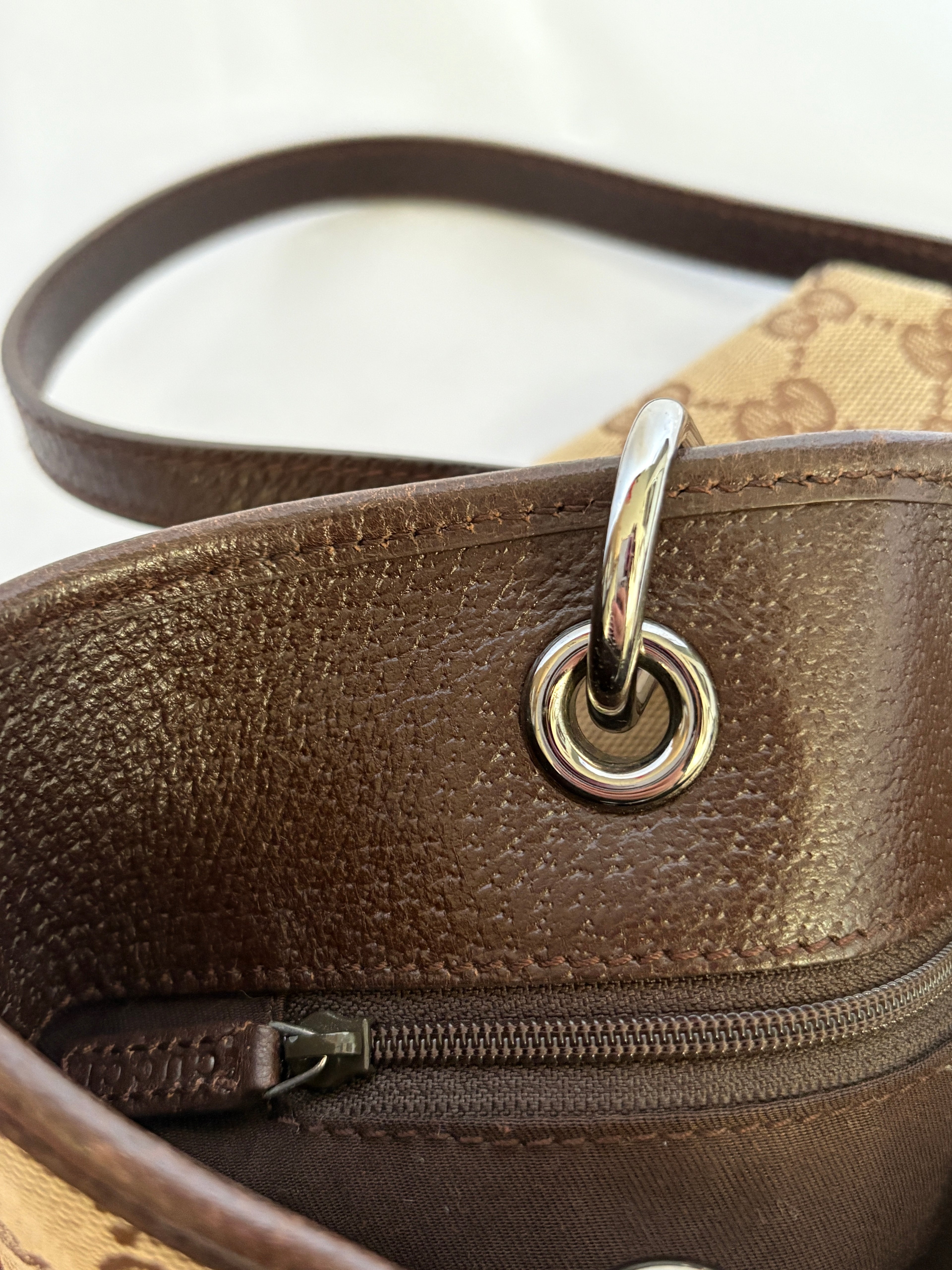 Gucci GG Monogram tote beige bruin 