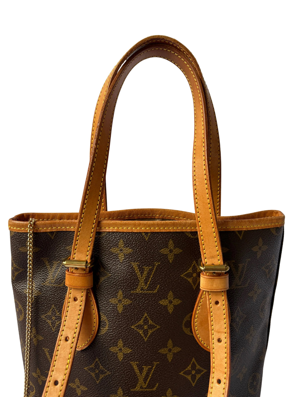 Pre-loved Louis Vuitton Petit Bucket PM close up vachetta handle