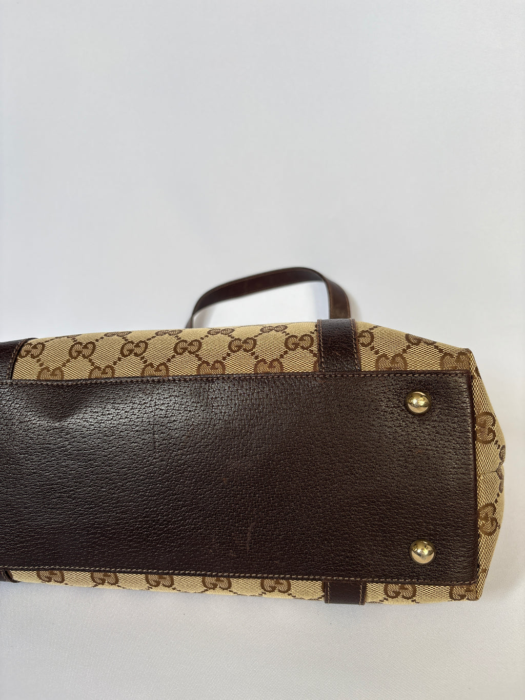 Gucci Abbey Monogram Tote beige GG canvas vintage onderzijde