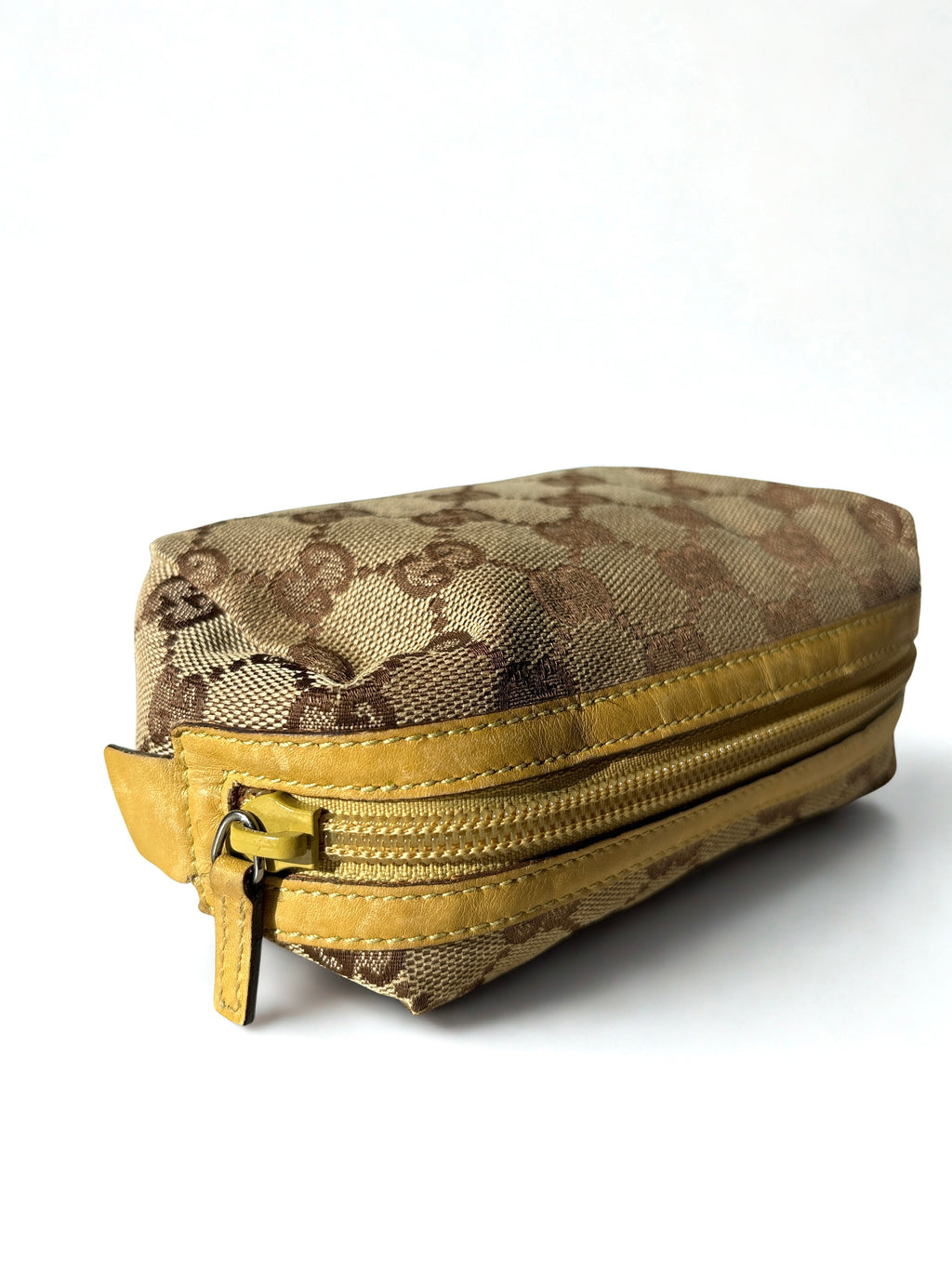 Gucci Monogram Pouch Geel
