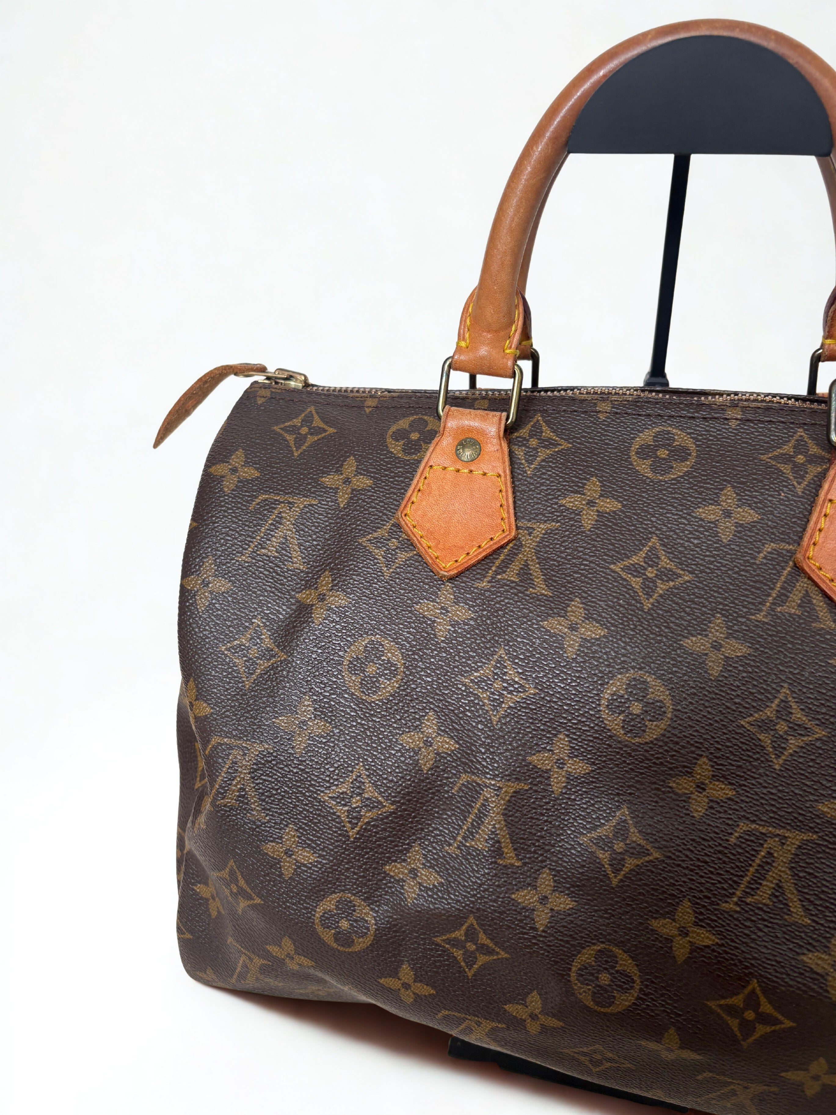 LV Monogram Speedy 30