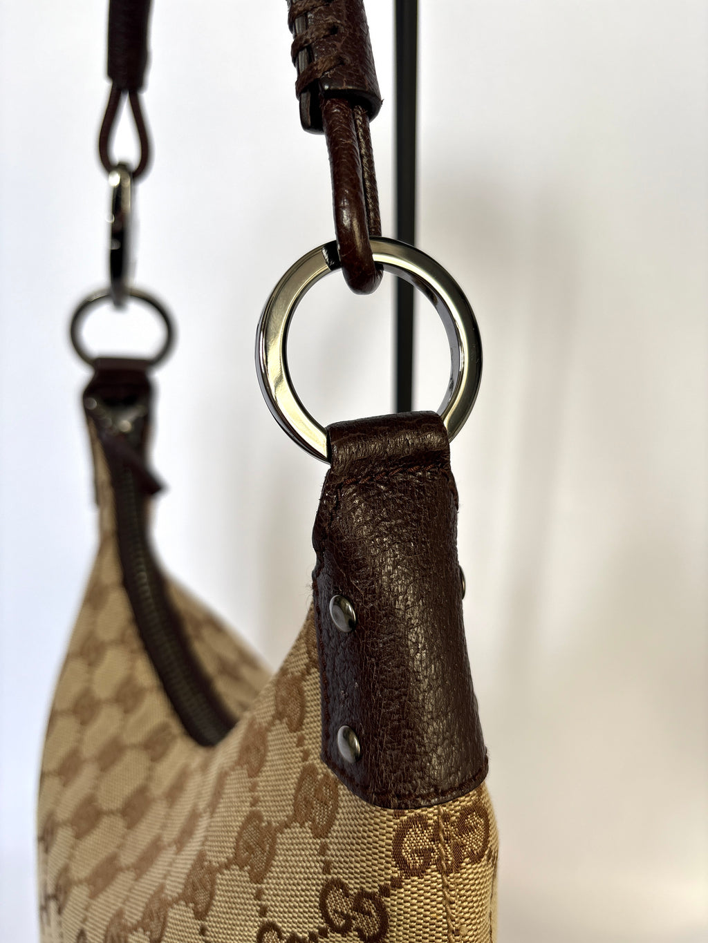 Gucci Monogram Canvas Lock tas zilveren hardware 