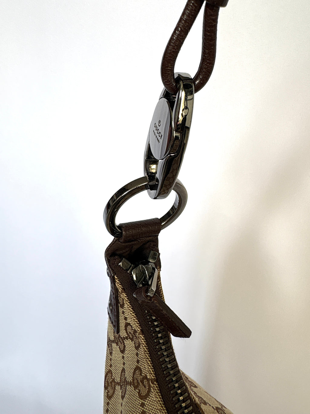 Gucci Monogram Canvas Lock tas beige GG patroon zilveren hardware