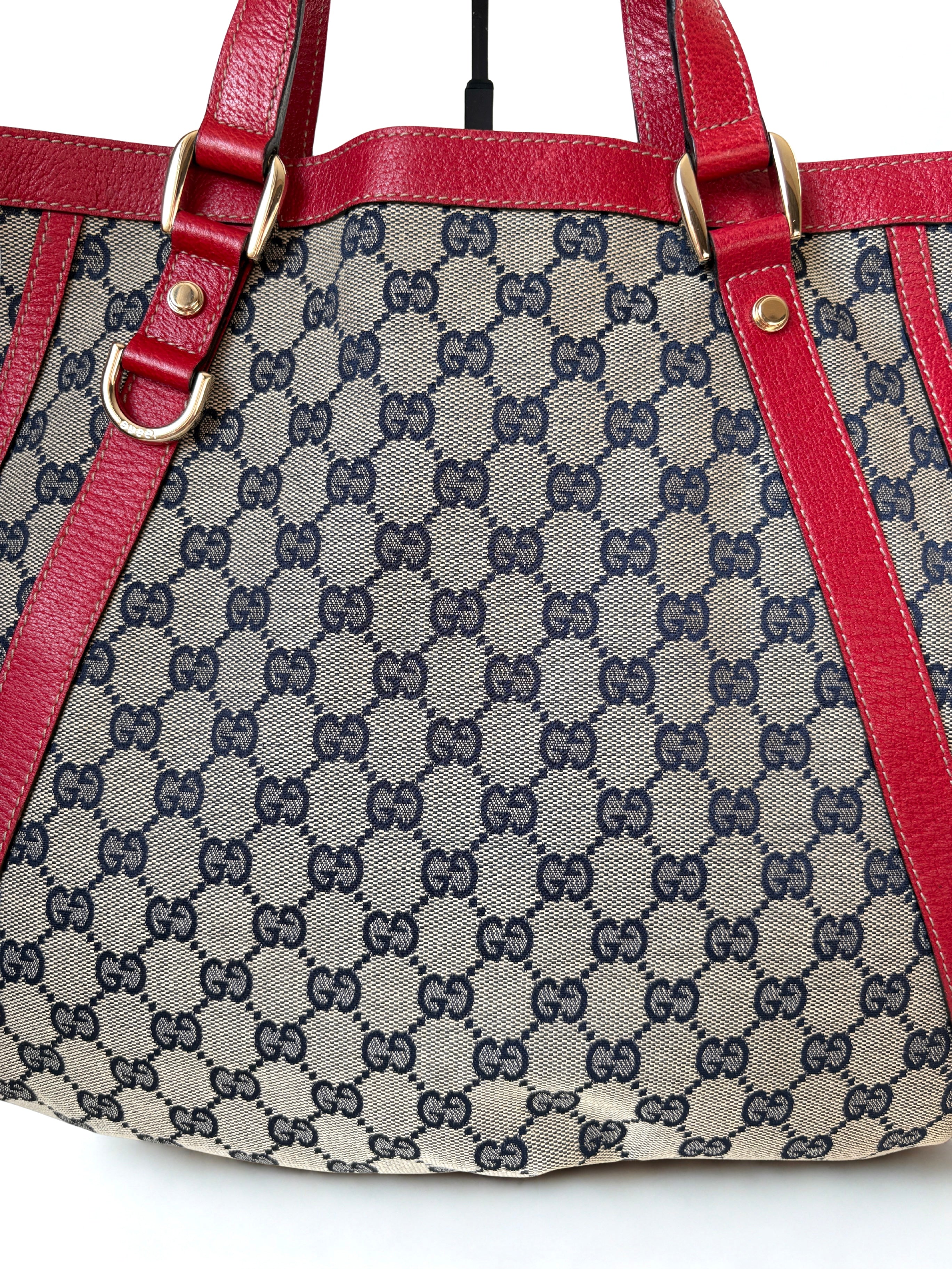 Gucci GG Canvas Convertible Abbey Hobo