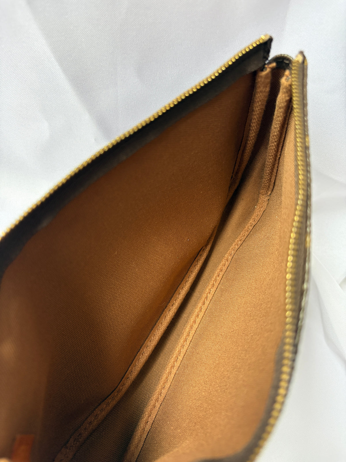 Louis Vuitton Monogram Pochette