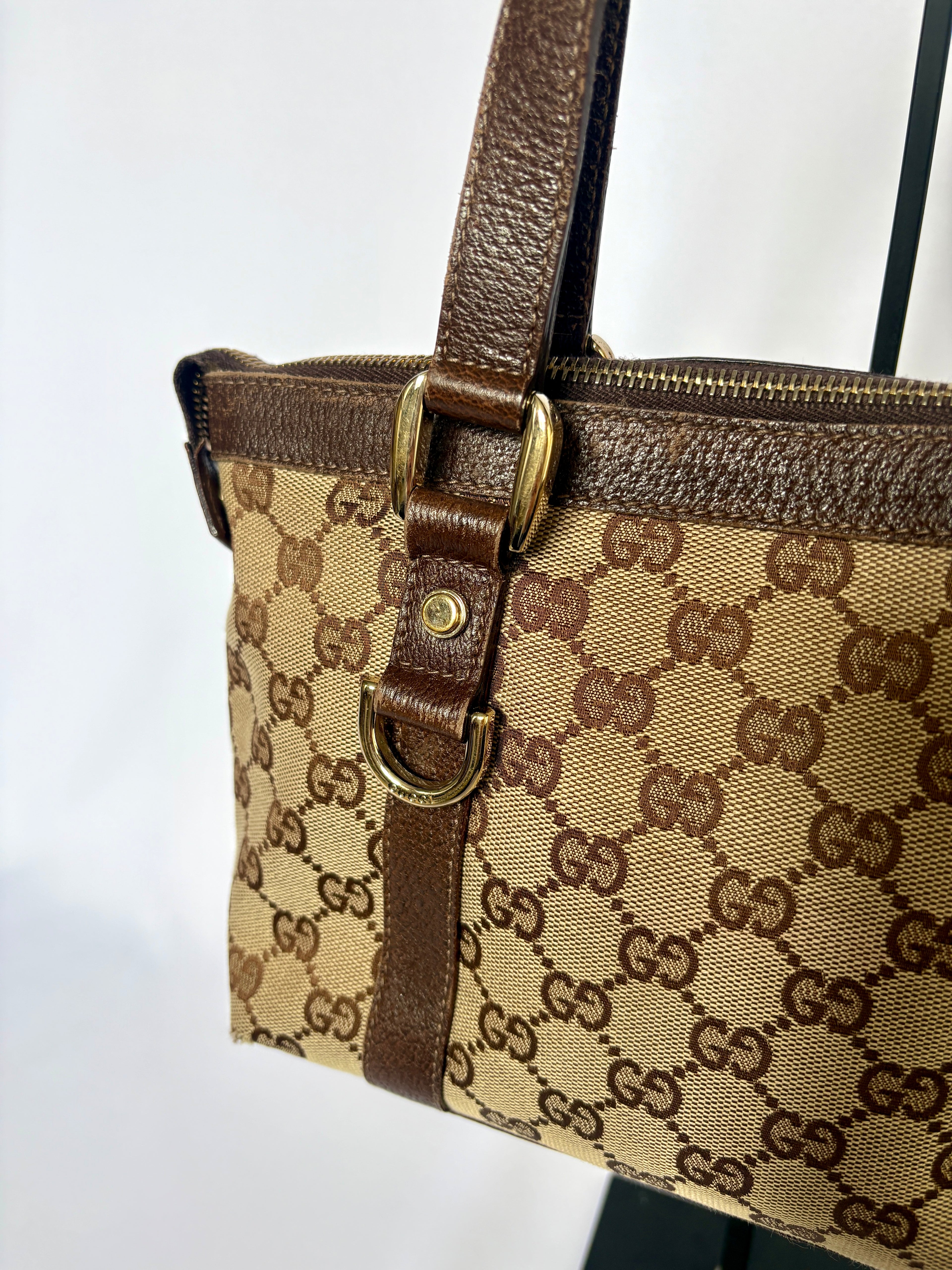 Gucci Abbey Monogram Tote mini beige GG canvas gouden hardware