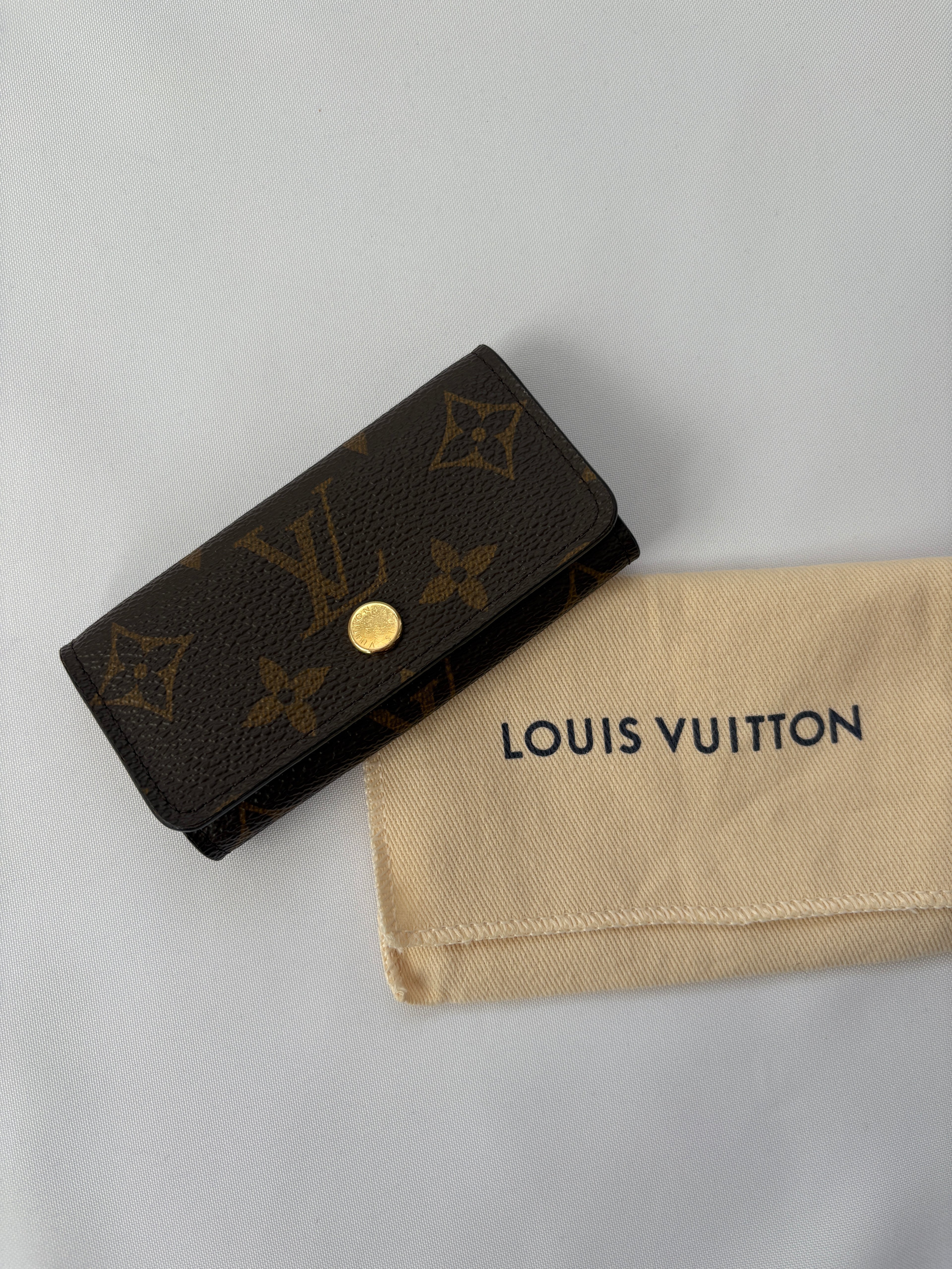 Louis Vuitton 4 Key Holder