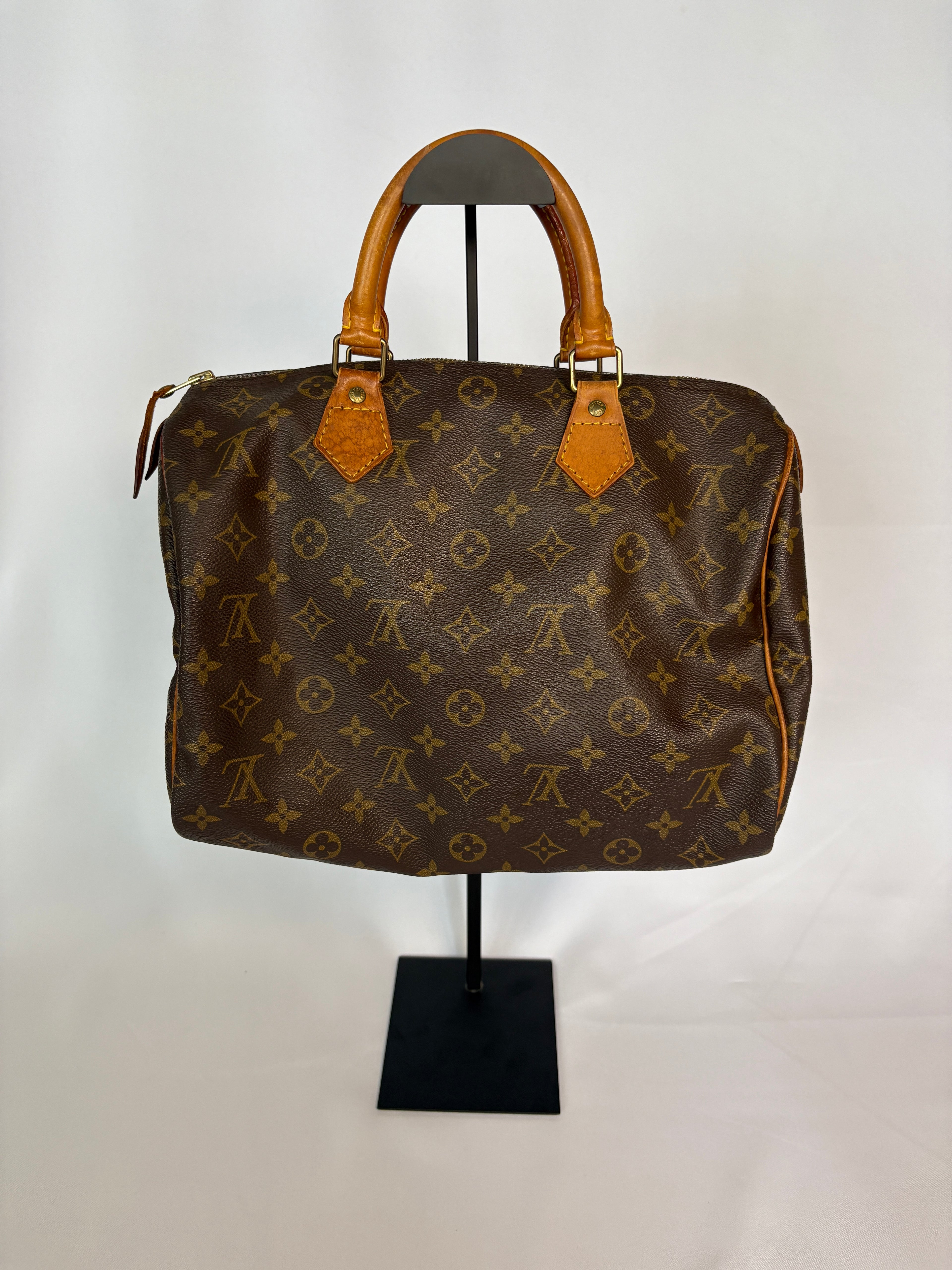 Louis Vuitton Speedy 30