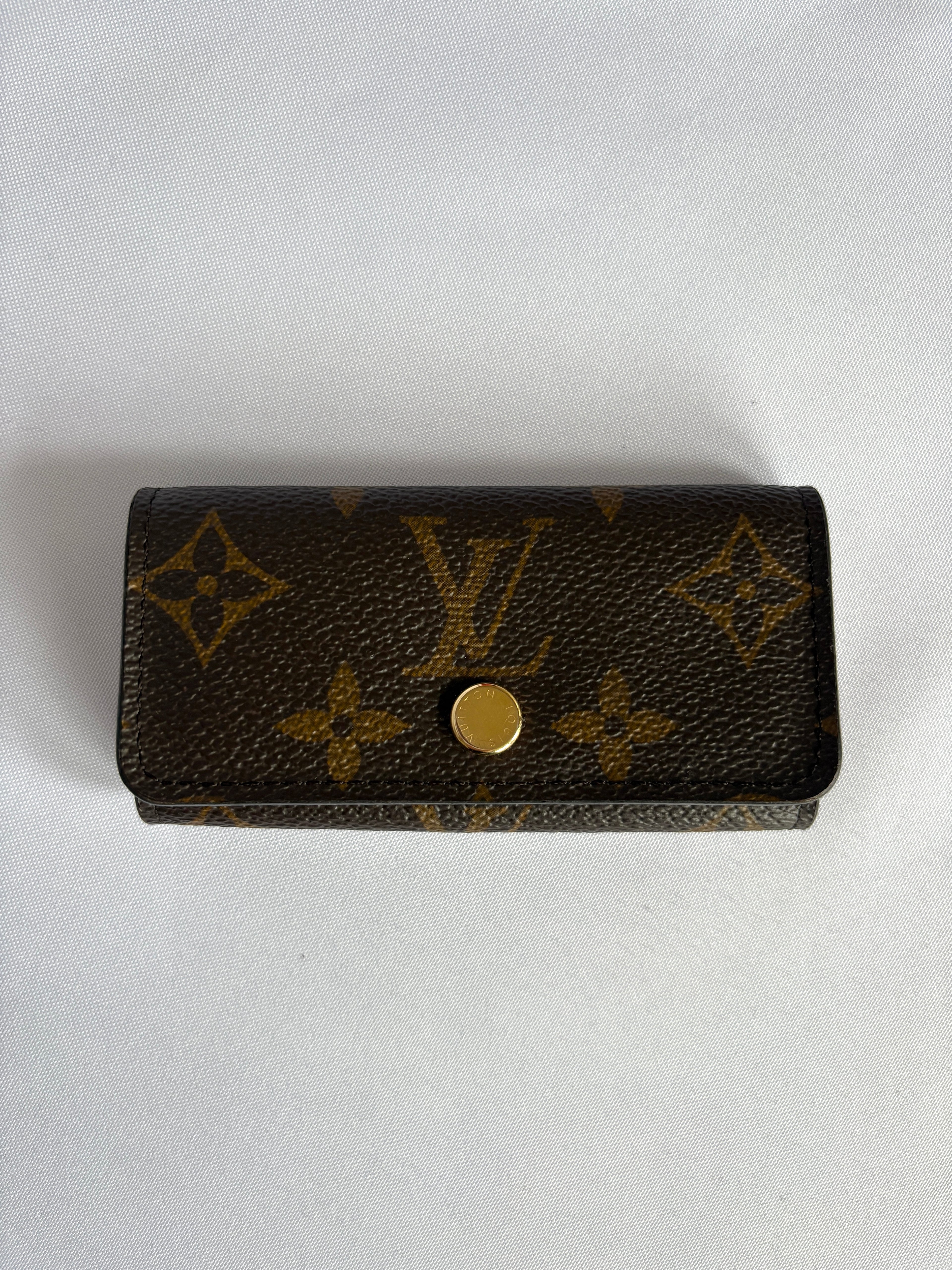 Louis Vuitton 4 Key Holder