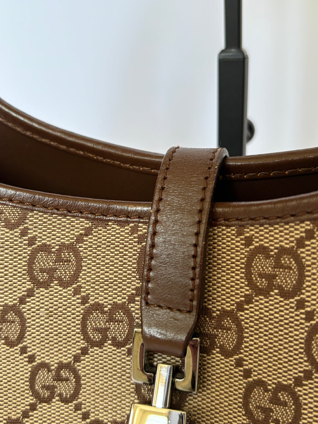 Gucci Jackie Bardot beige canvas handtas bruin leer