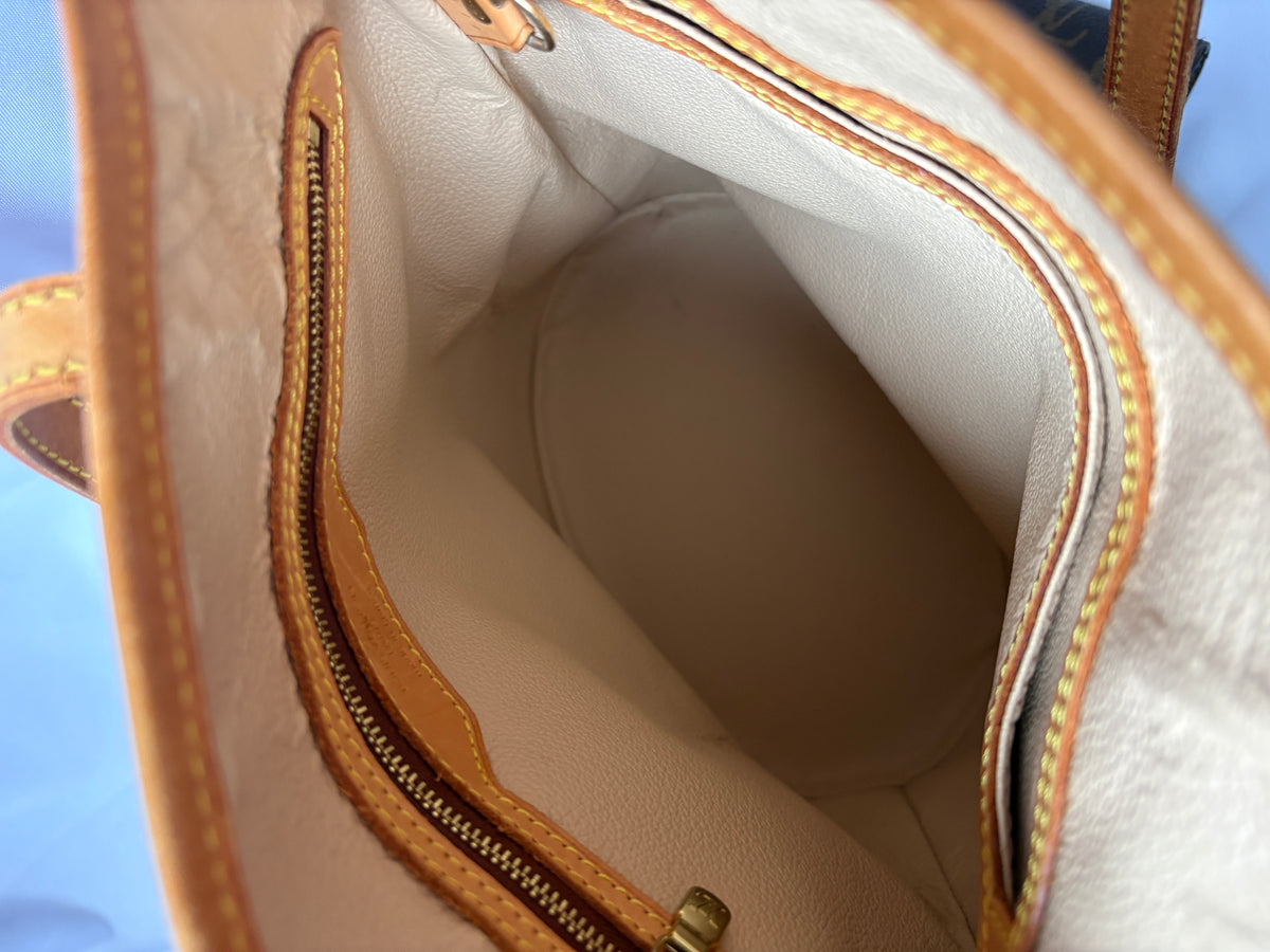 Louis Vuitton Petit Bucket PM