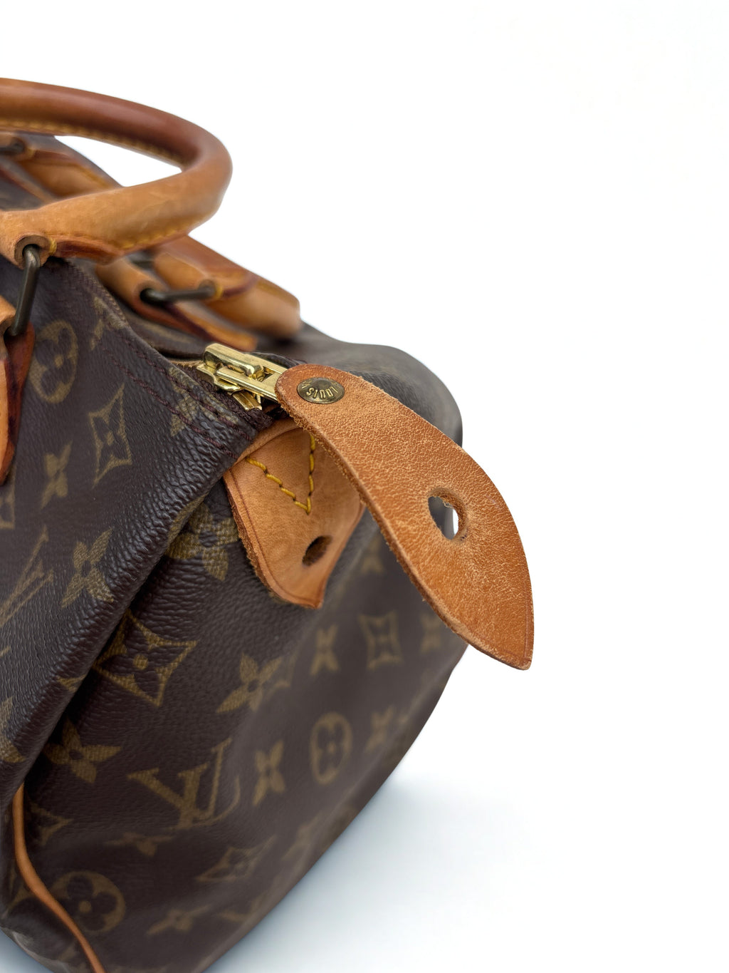 Vintage Louis Vuitton Monogram Speedy 30 tas. Preloved. Details vachetta ritsstopper, gouden hardware.