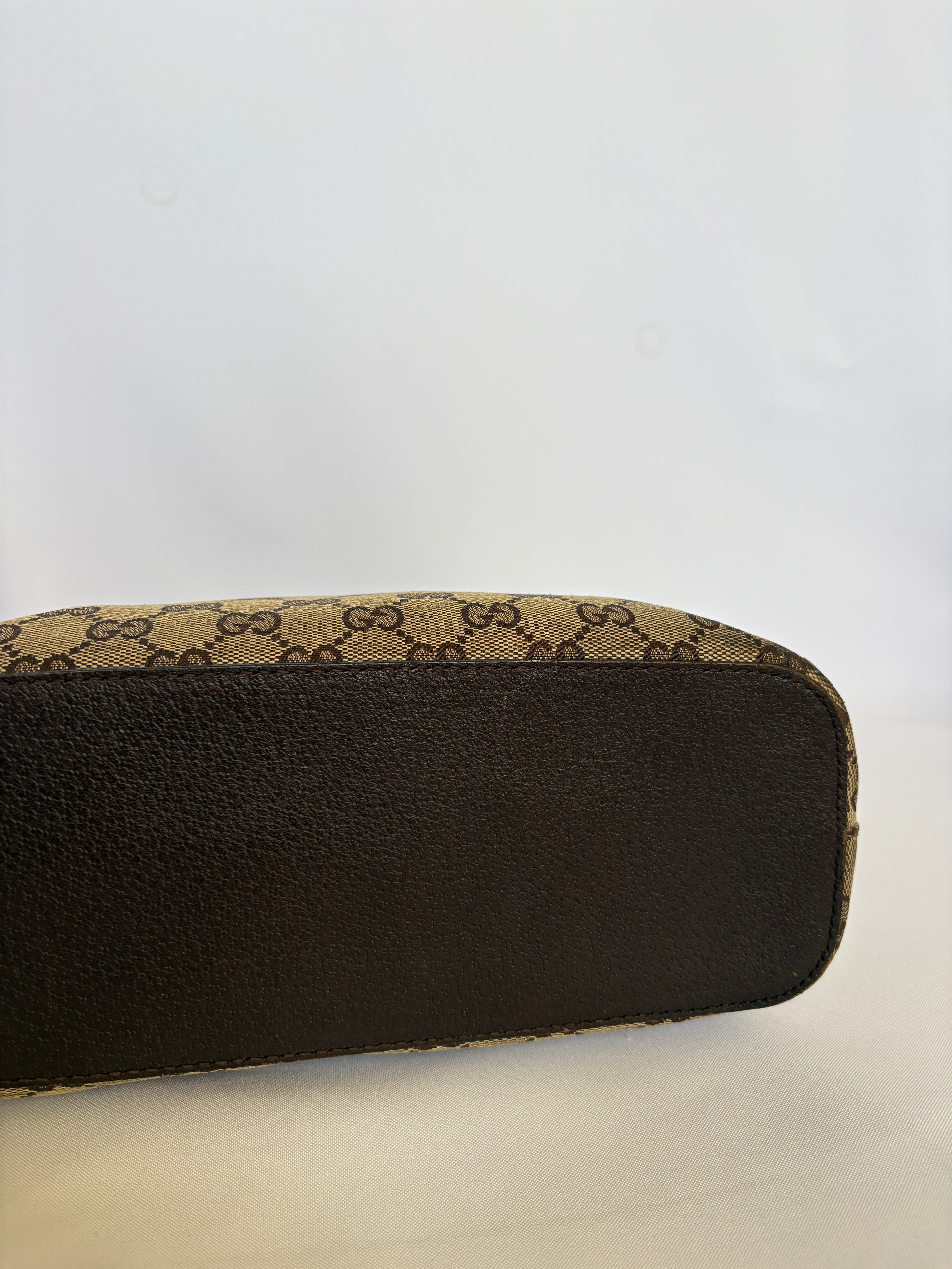 Gucci Lock GG Monogram canvas onderzijde bruin leer