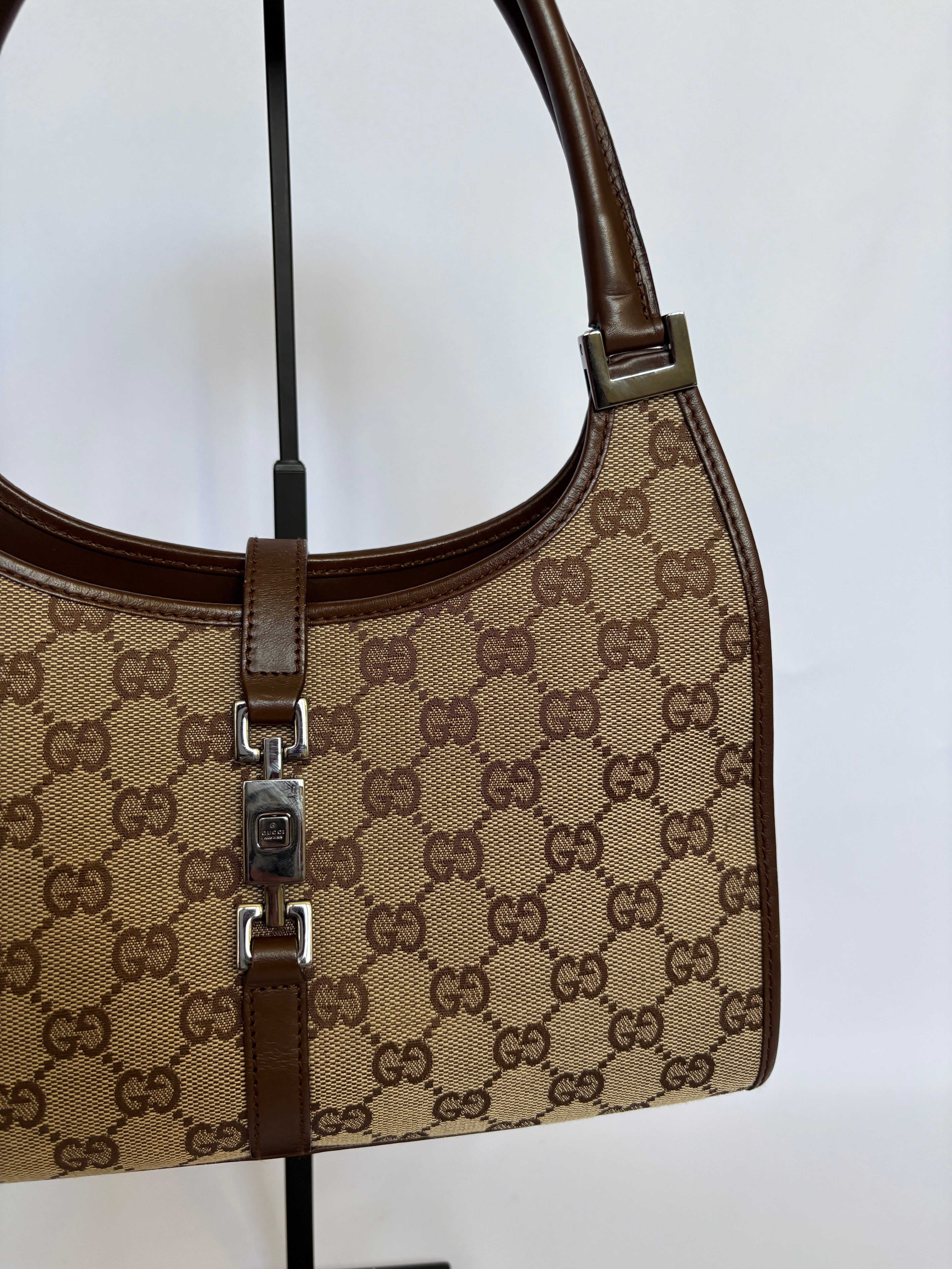 Gucci Jackie Bardot beige canvas handtas