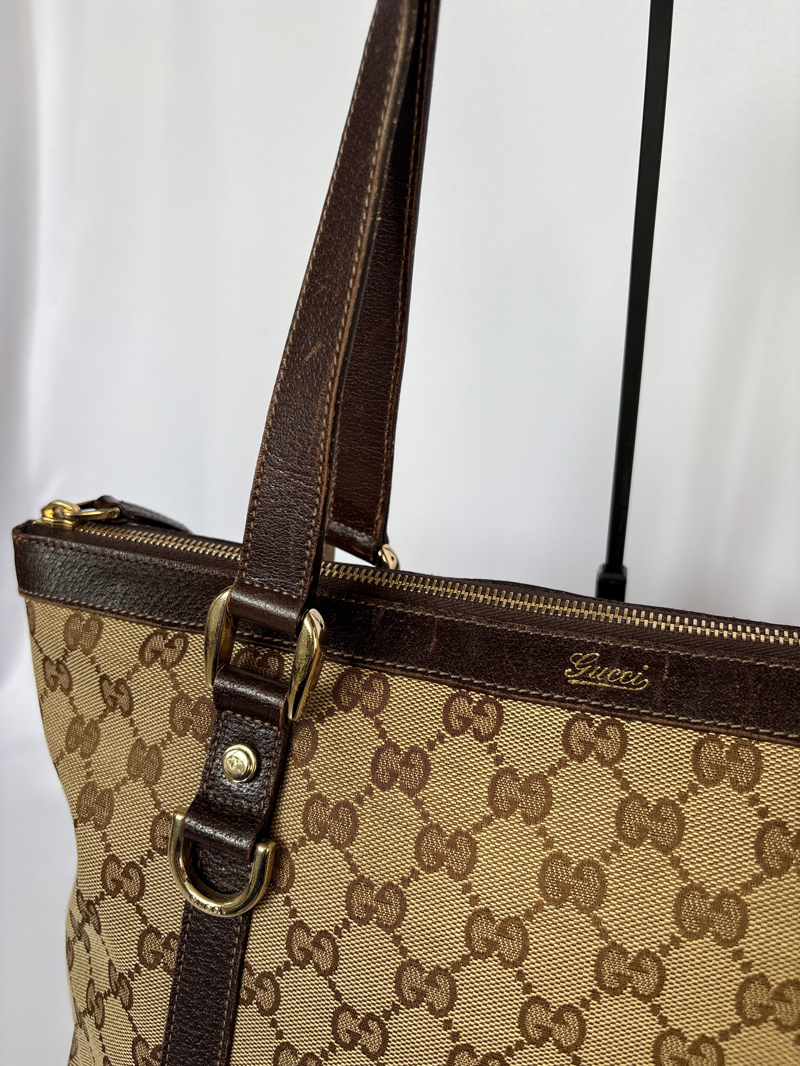 Gucci Abbey Monogram Tote beige GG canvas gouden hardware