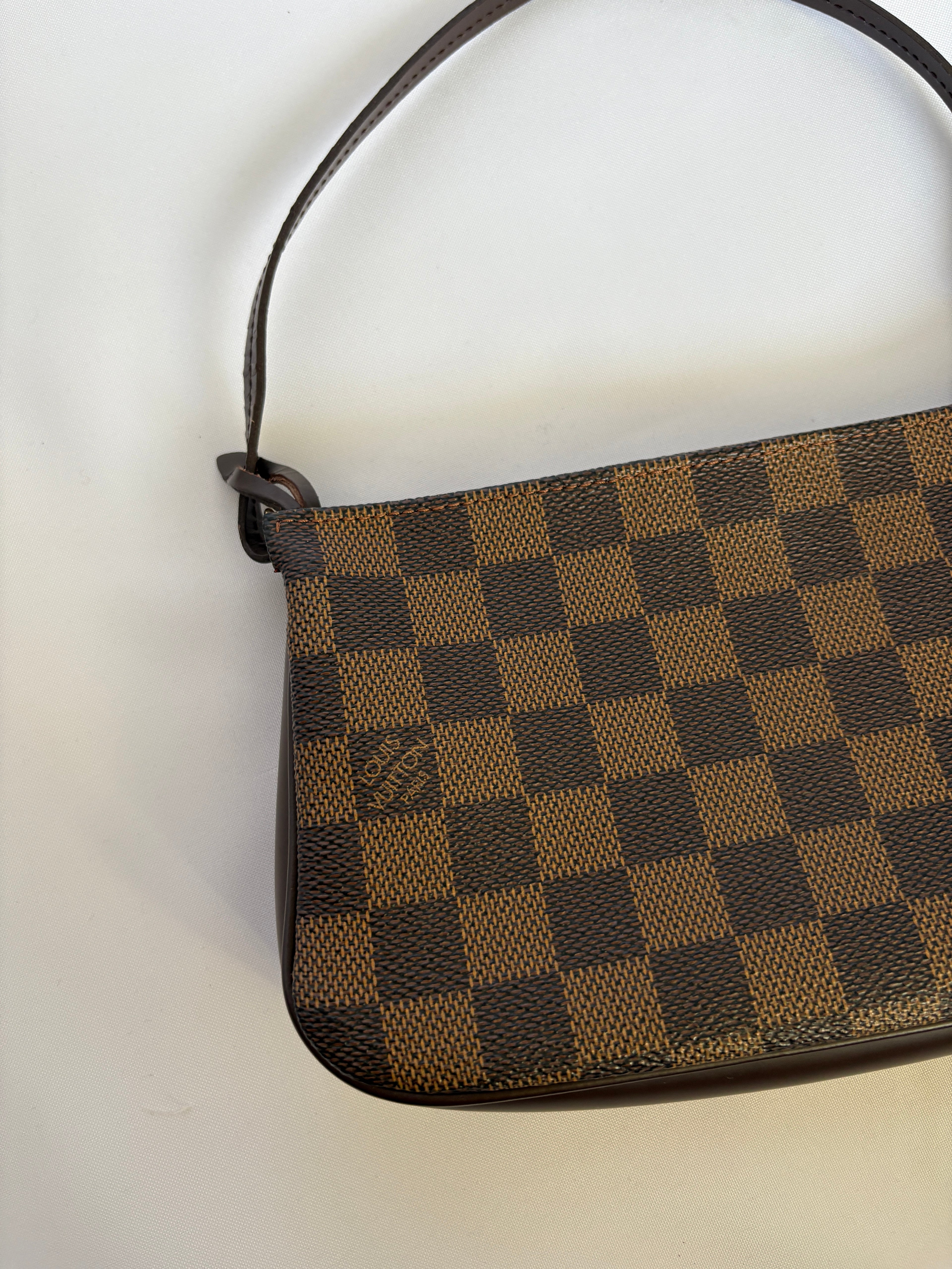 Louis Vuitton Navona pochette damier ebene