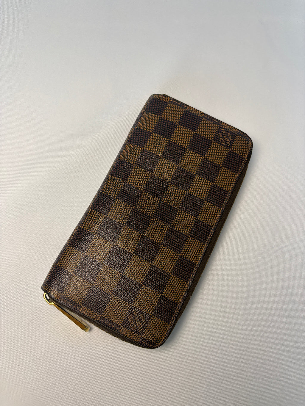 Louis Vuitton Zippy Wallet