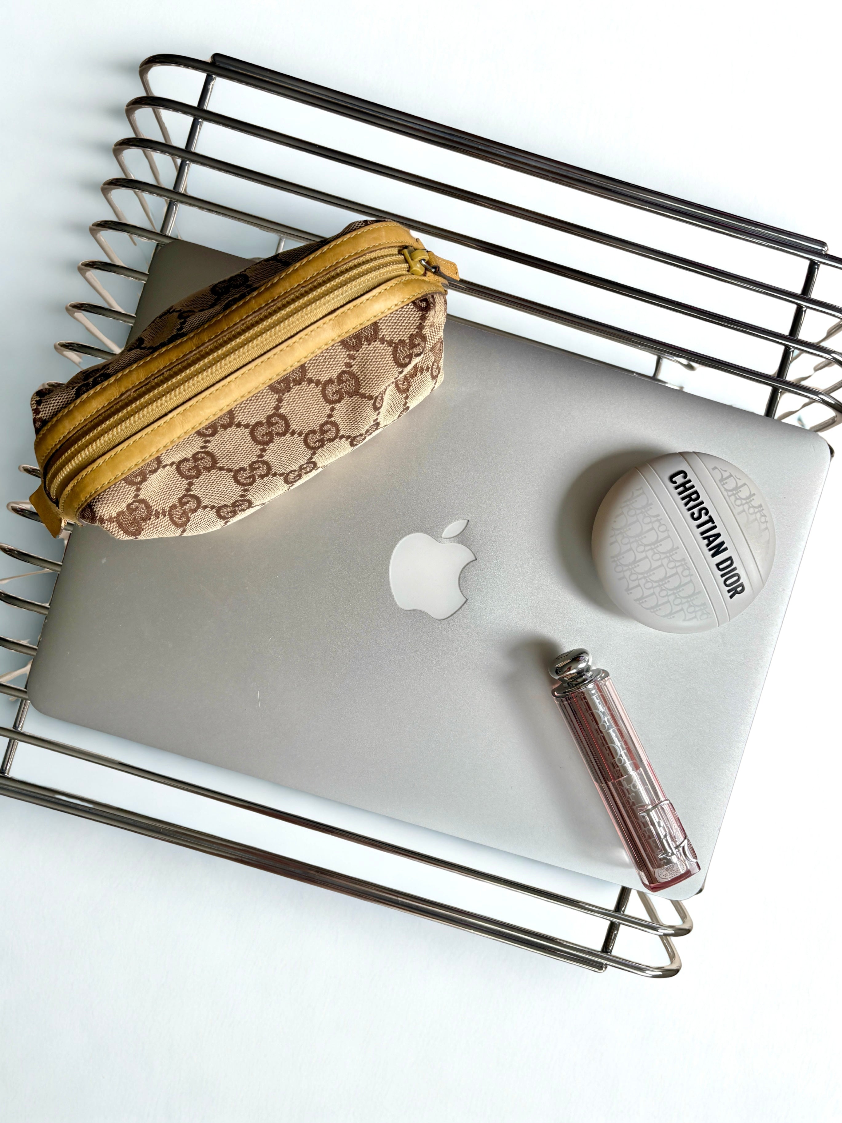 Gucci Monogram Pouch Geel